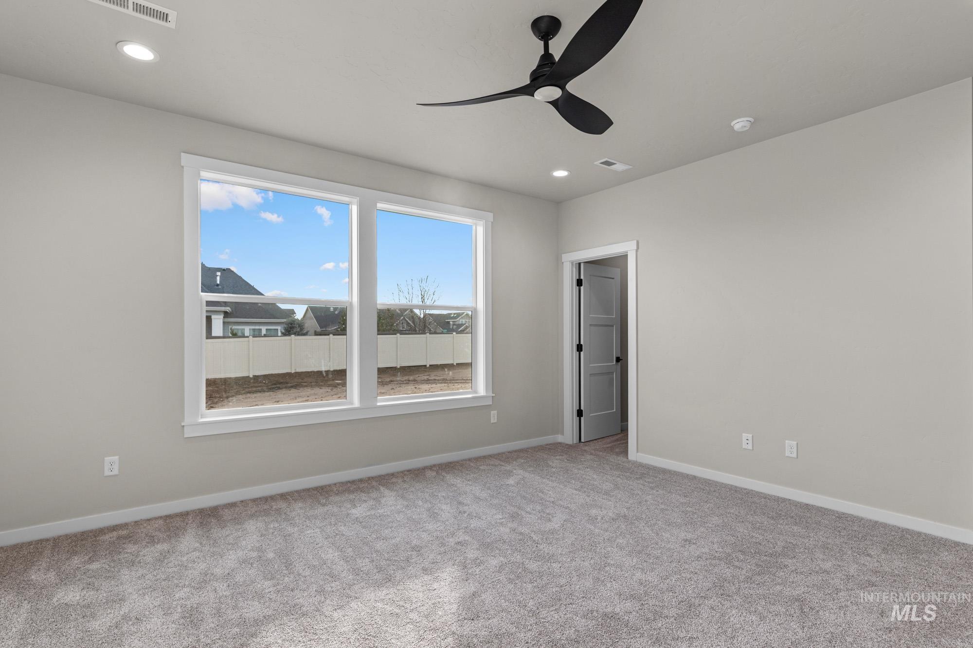 17214 N Swan Springs Pl, Nampa, Idaho 83687, 4 Bedrooms, 3.5 Bathrooms, Residential For Sale, Price $569,990,MLS 98974818