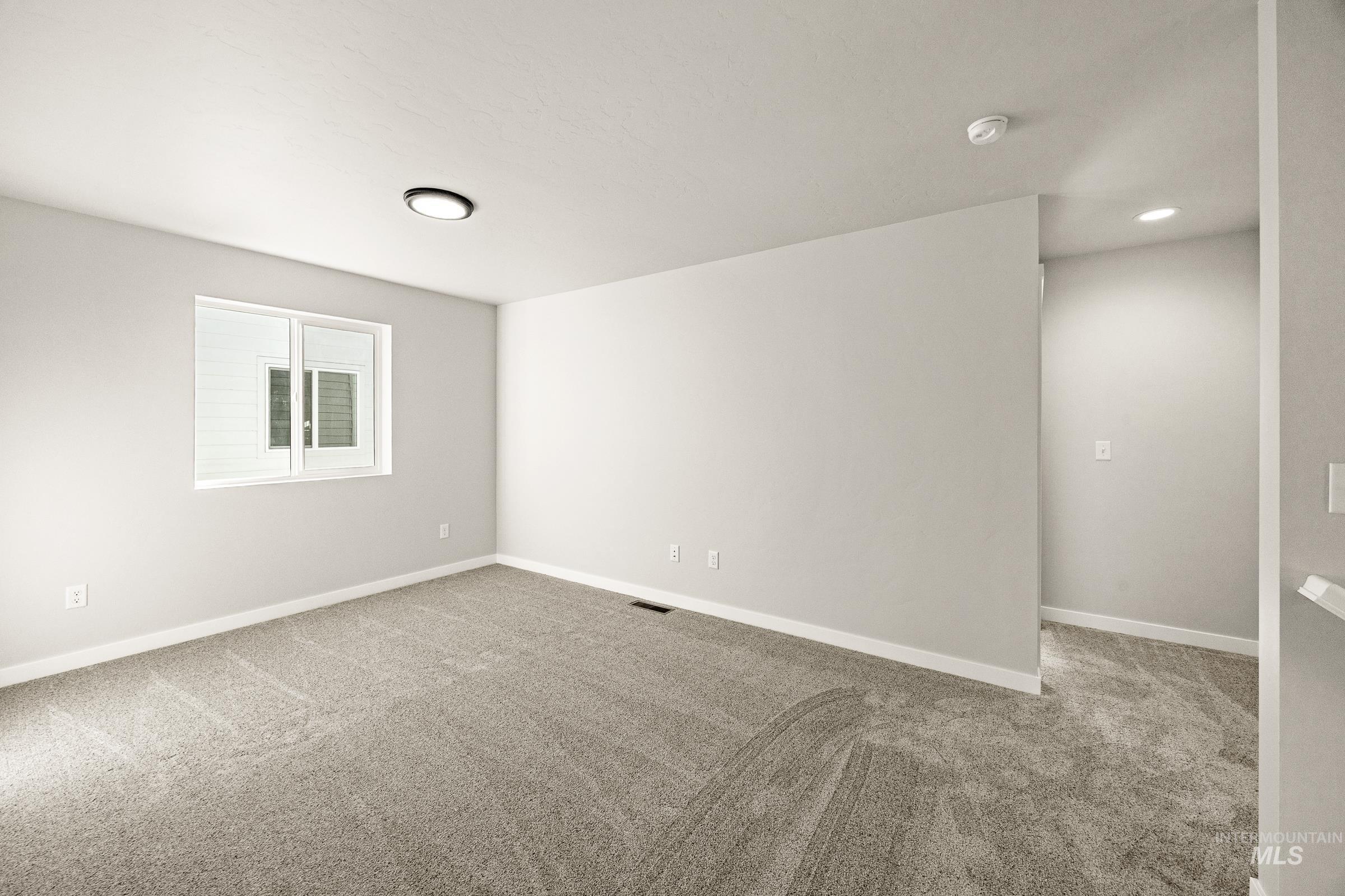 19592 Snowyside Way, Caldwell, Idaho 83605, 3 Bedrooms, 2.5 Bathrooms, Residential For Sale, Price $419,990, 98974819