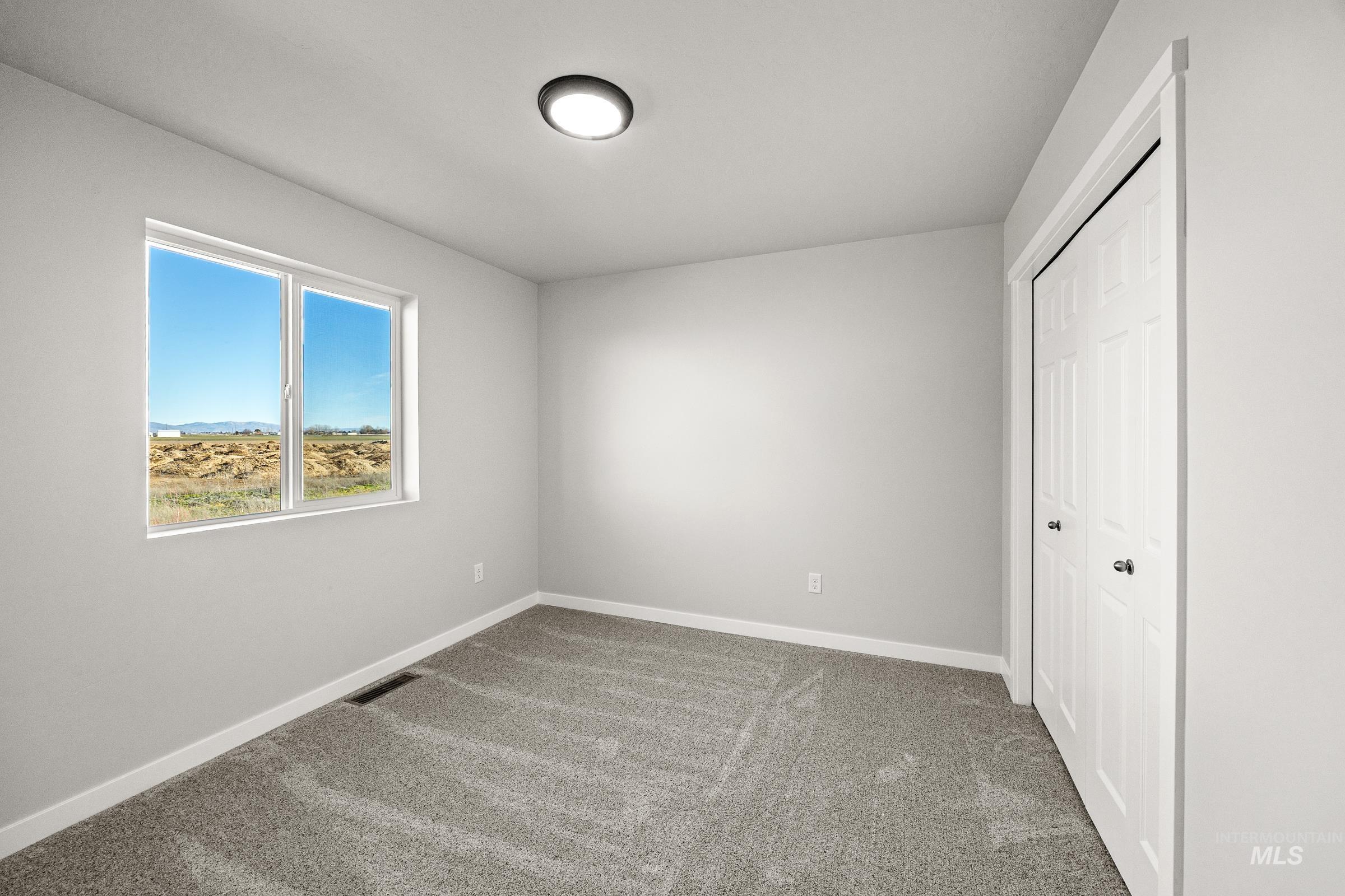 19592 Snowyside Way, Caldwell, Idaho 83605, 3 Bedrooms, 2.5 Bathrooms, Residential For Sale, Price $419,990, 98974819