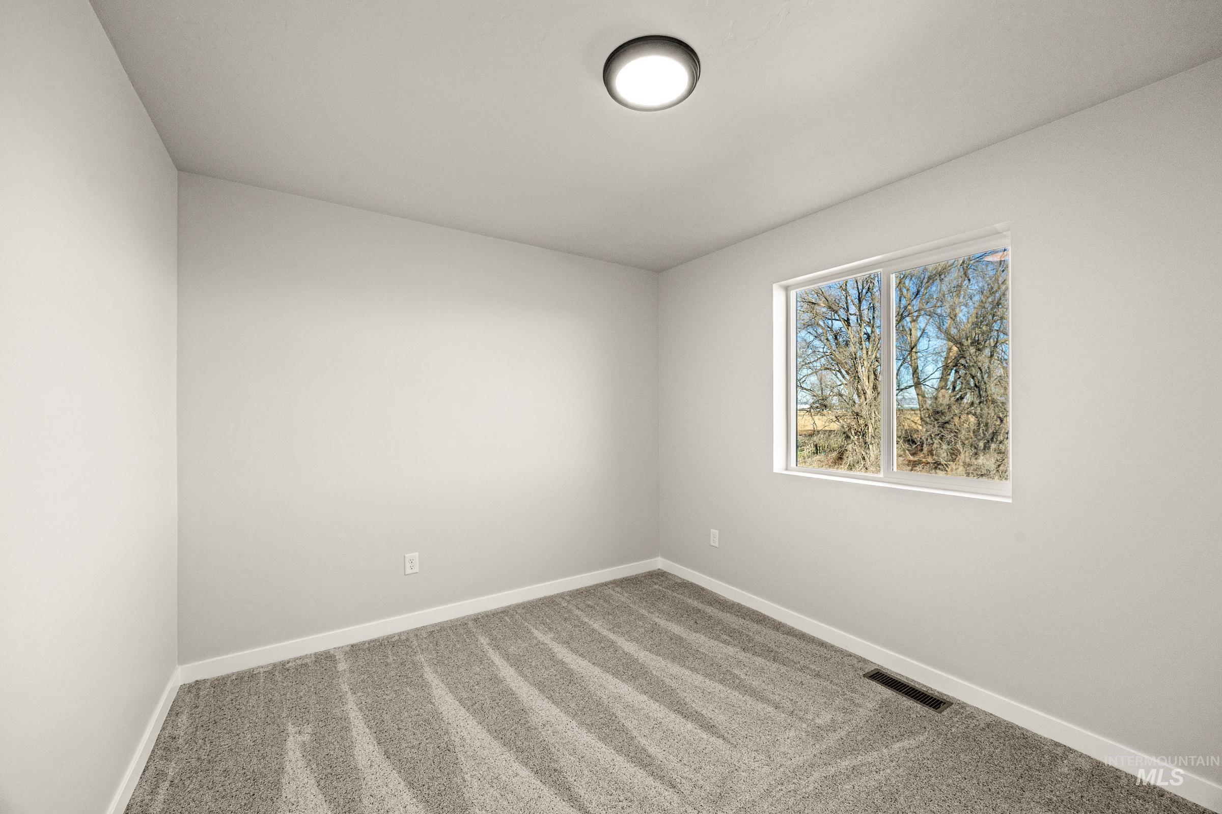 19592 Snowyside Way, Caldwell, Idaho 83605, 3 Bedrooms, 2.5 Bathrooms, Residential For Sale, Price $419,990, 98974819