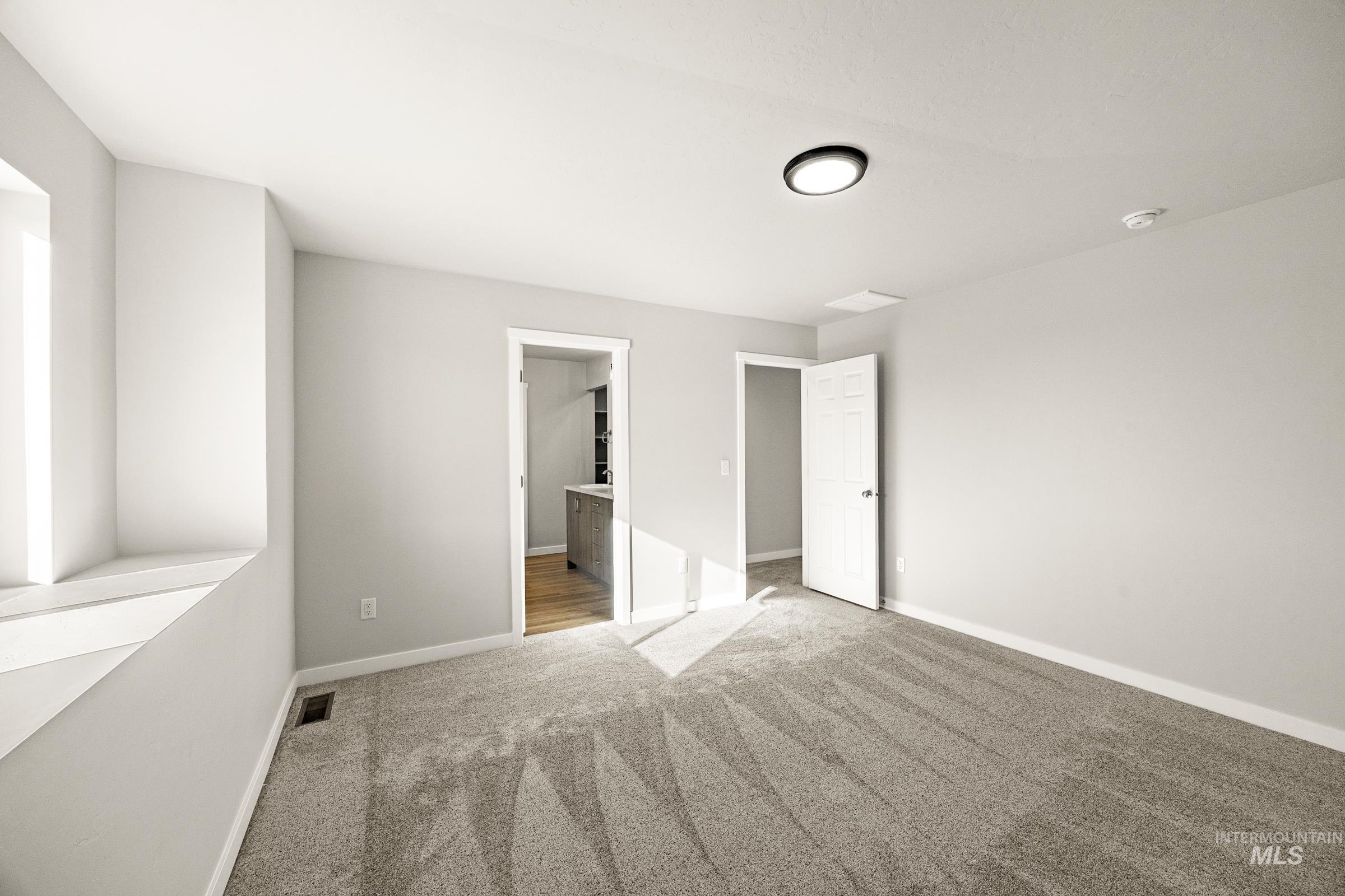 19592 Snowyside Way, Caldwell, Idaho 83605, 3 Bedrooms, 2.5 Bathrooms, Residential For Sale, Price $419,990, 98974819