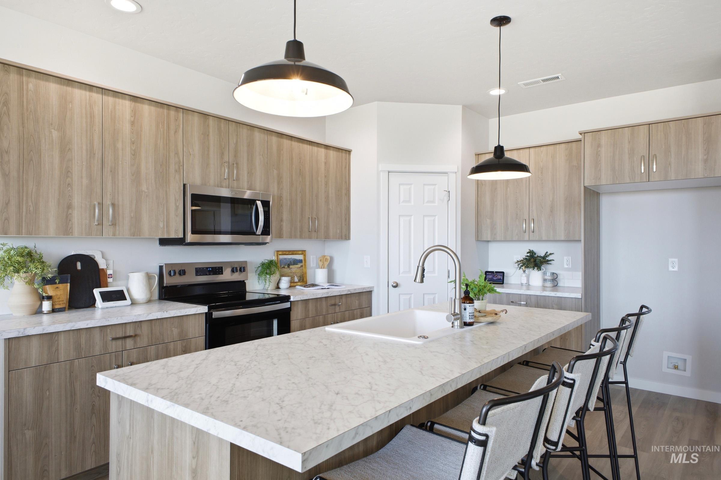 1641 Dyer St, Middleton, Idaho 83644, 4 Bedrooms, 2.5 Bathrooms, Residential For Sale, Price $589,990,MLS 98974821