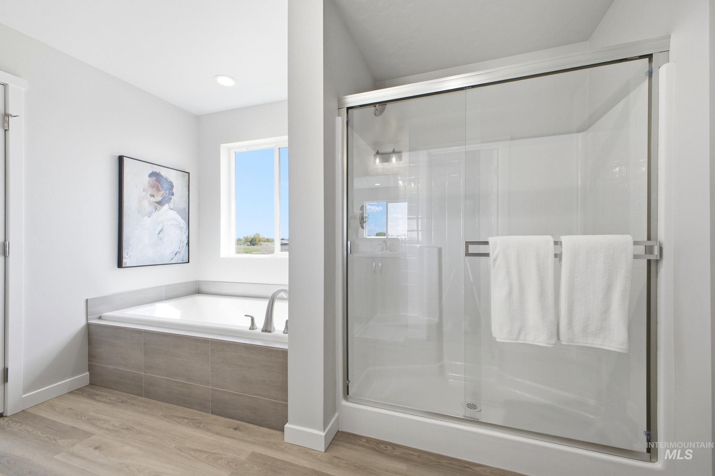 1641 Dyer St, Middleton, Idaho 83644, 4 Bedrooms, 2.5 Bathrooms, Residential For Sale, Price $589,990,MLS 98974821