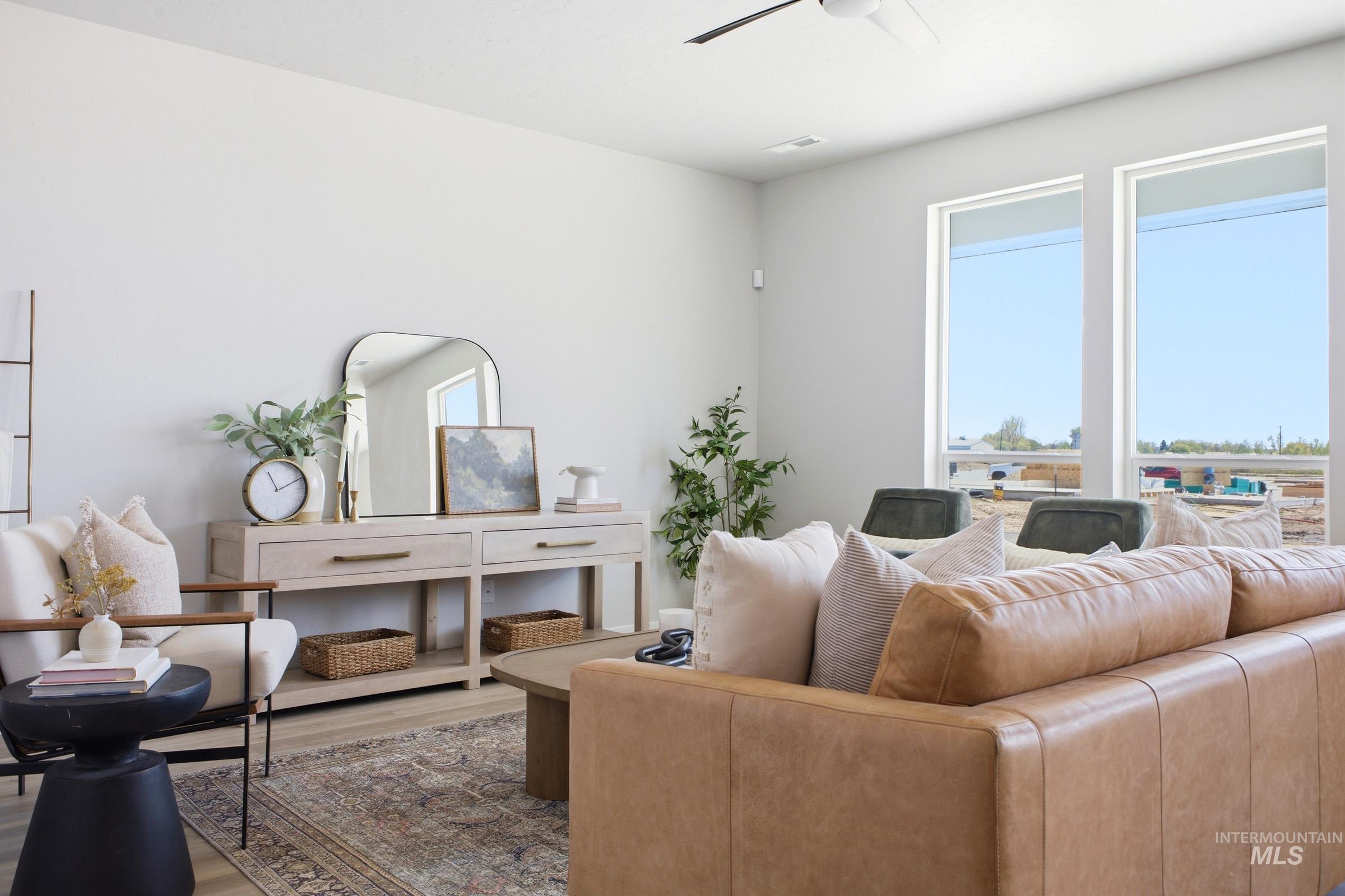 1641 Dyer St, Middleton, Idaho 83644, 4 Bedrooms, 2.5 Bathrooms, Residential For Sale, Price $589,990,MLS 98974821