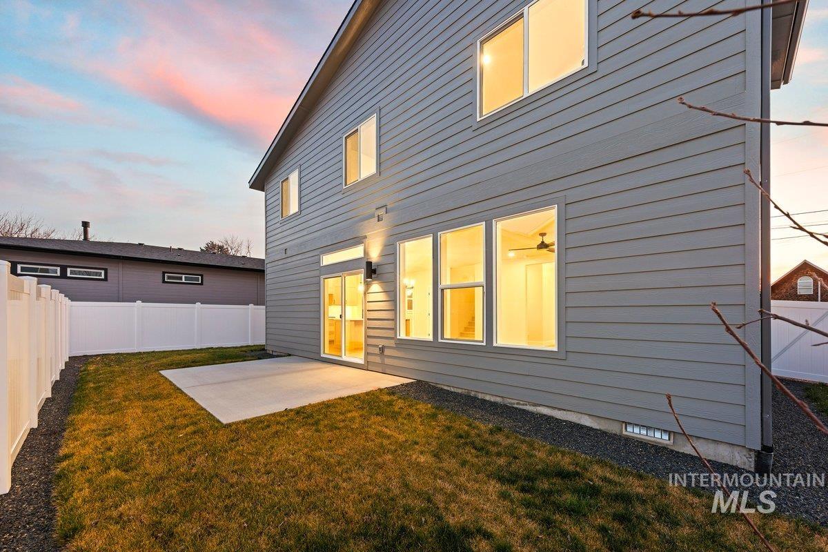 3752 Jackie Lane, Boise, Idaho 83704, 3 Bedrooms, 2.5 Bathrooms, Residential For Sale, Price $573,500, 98974822