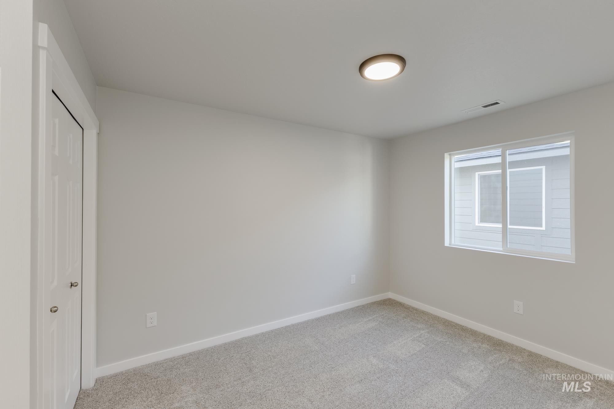 5456 S Bittercreek Ave, Meridian, Idaho 83642, 3 Bedrooms, 2 Bathrooms, Residential For Sale, Price $404,990,MLS 98974823