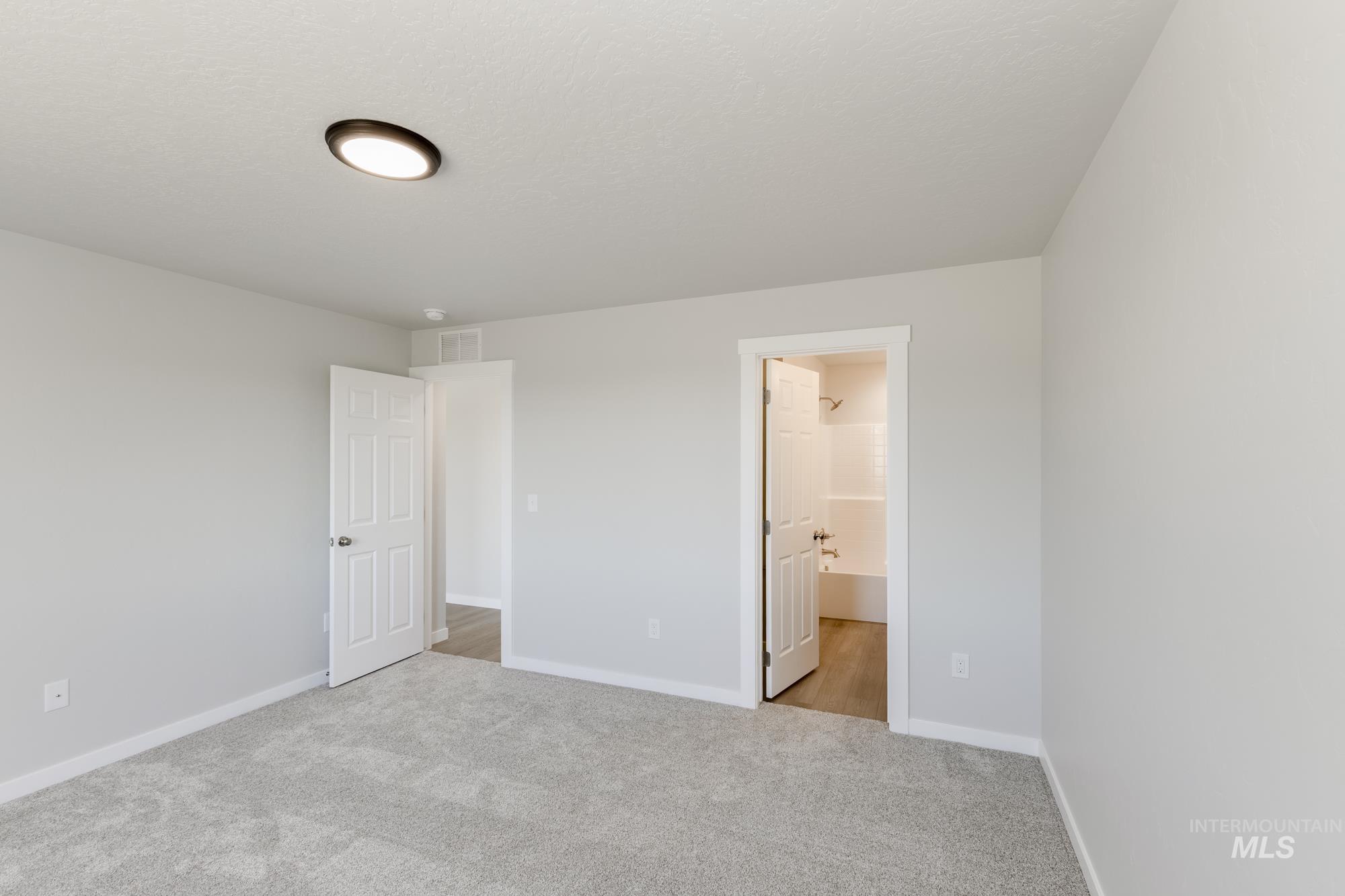 5456 S Bittercreek Ave, Meridian, Idaho 83642, 3 Bedrooms, 2 Bathrooms, Residential For Sale, Price $404,990,MLS 98974823