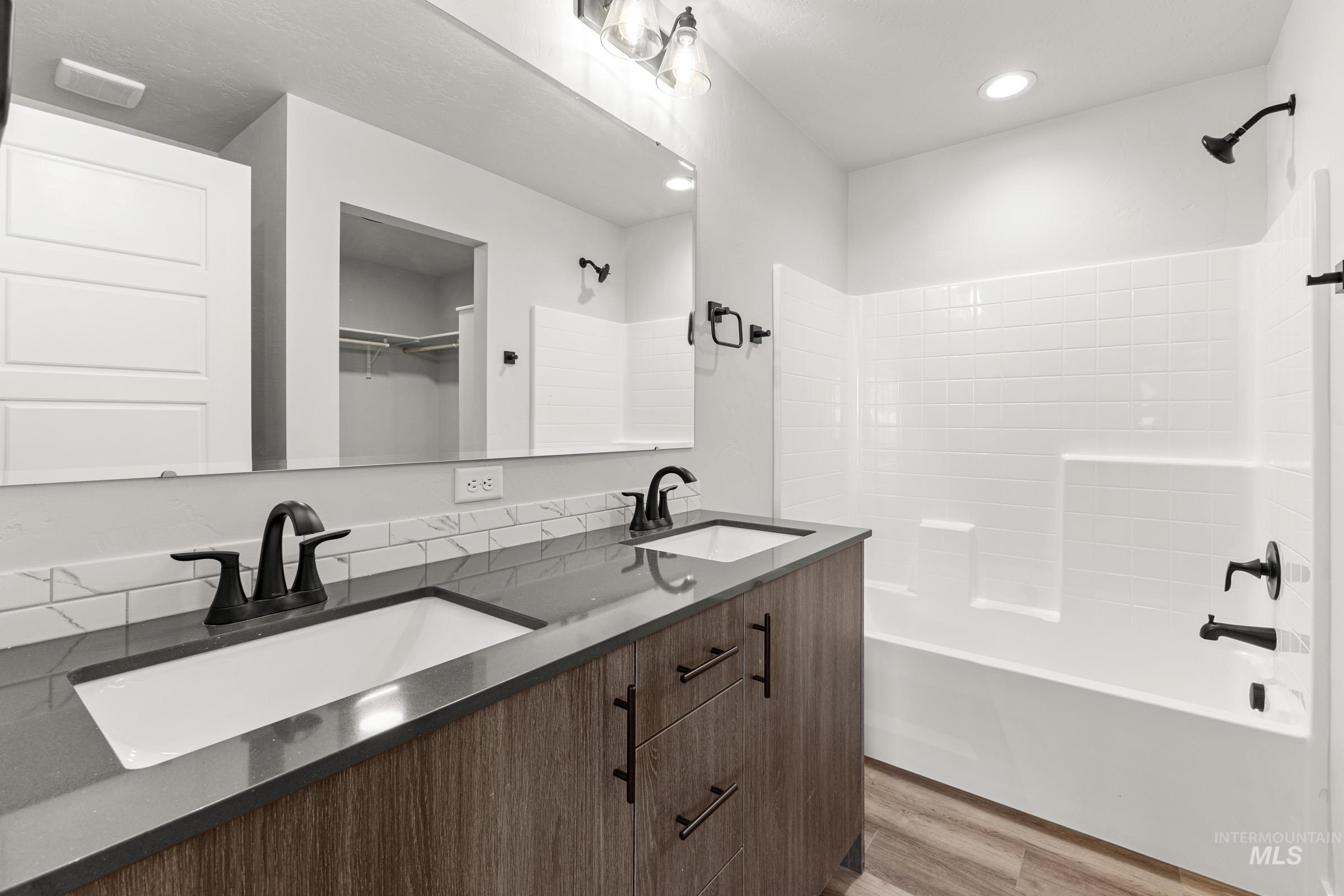 5456 S Bittercreek Ave, Meridian, Idaho 83642, 3 Bedrooms, 2 Bathrooms, Residential For Sale, Price $404,990, 98974823