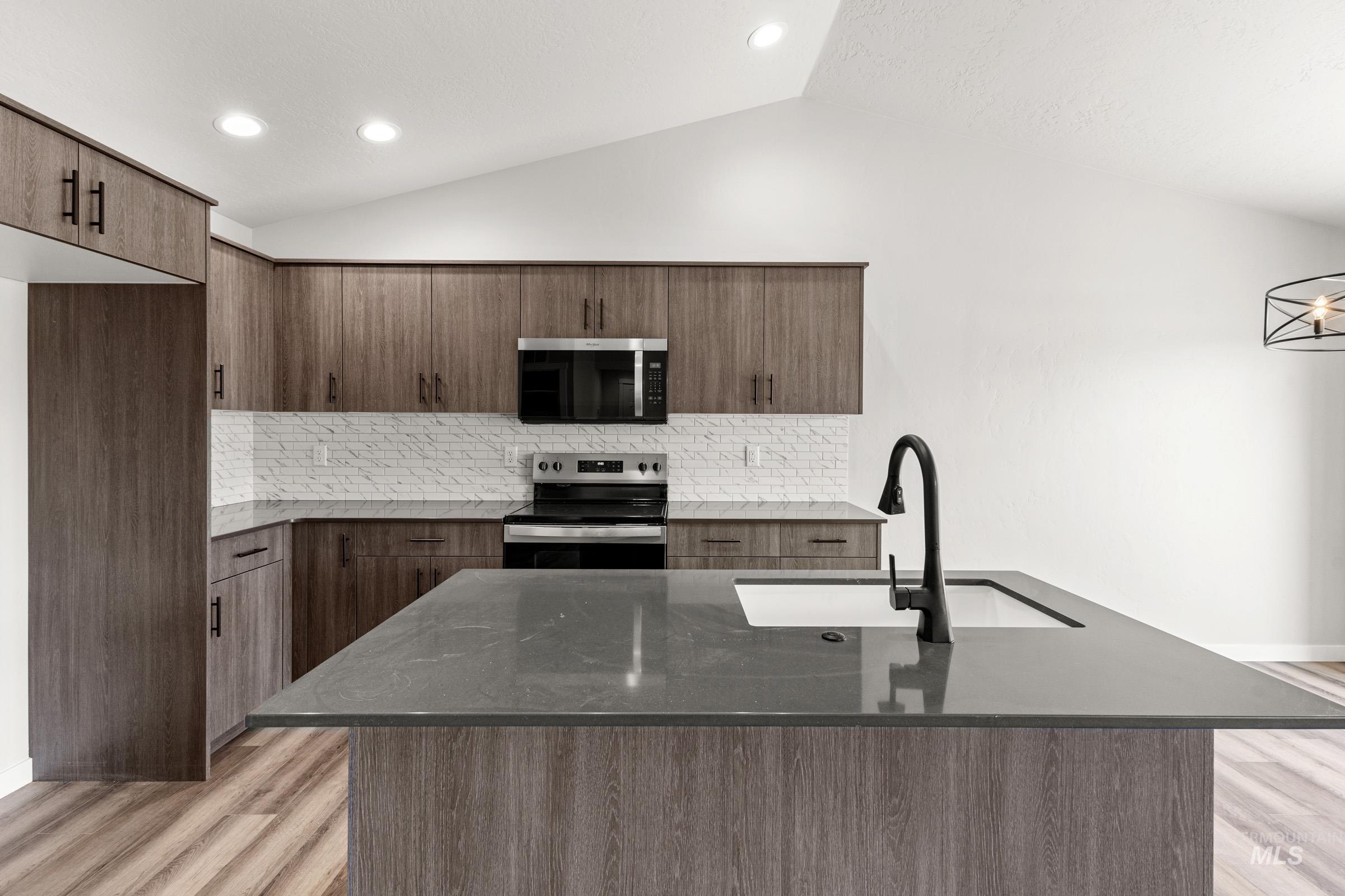 5456 S Bittercreek Ave, Meridian, Idaho 83642, 3 Bedrooms, 2 Bathrooms, Residential For Sale, Price $404,990, 98974823