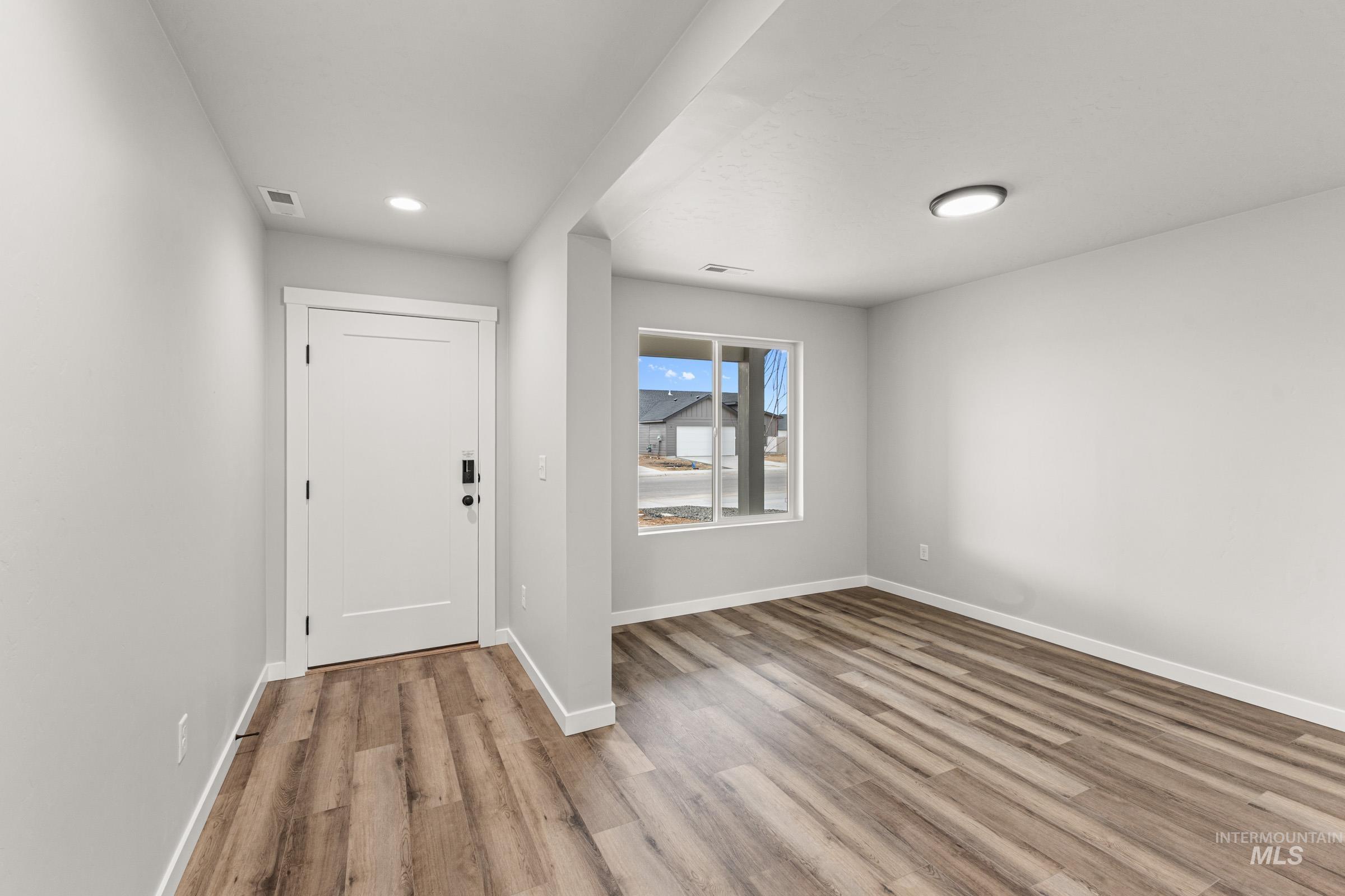 5408 S Desert Cactus Ave, Meridian, Idaho 83642, 4 Bedrooms, 2.5 Bathrooms, Residential For Sale, Price $479,990, 98974825