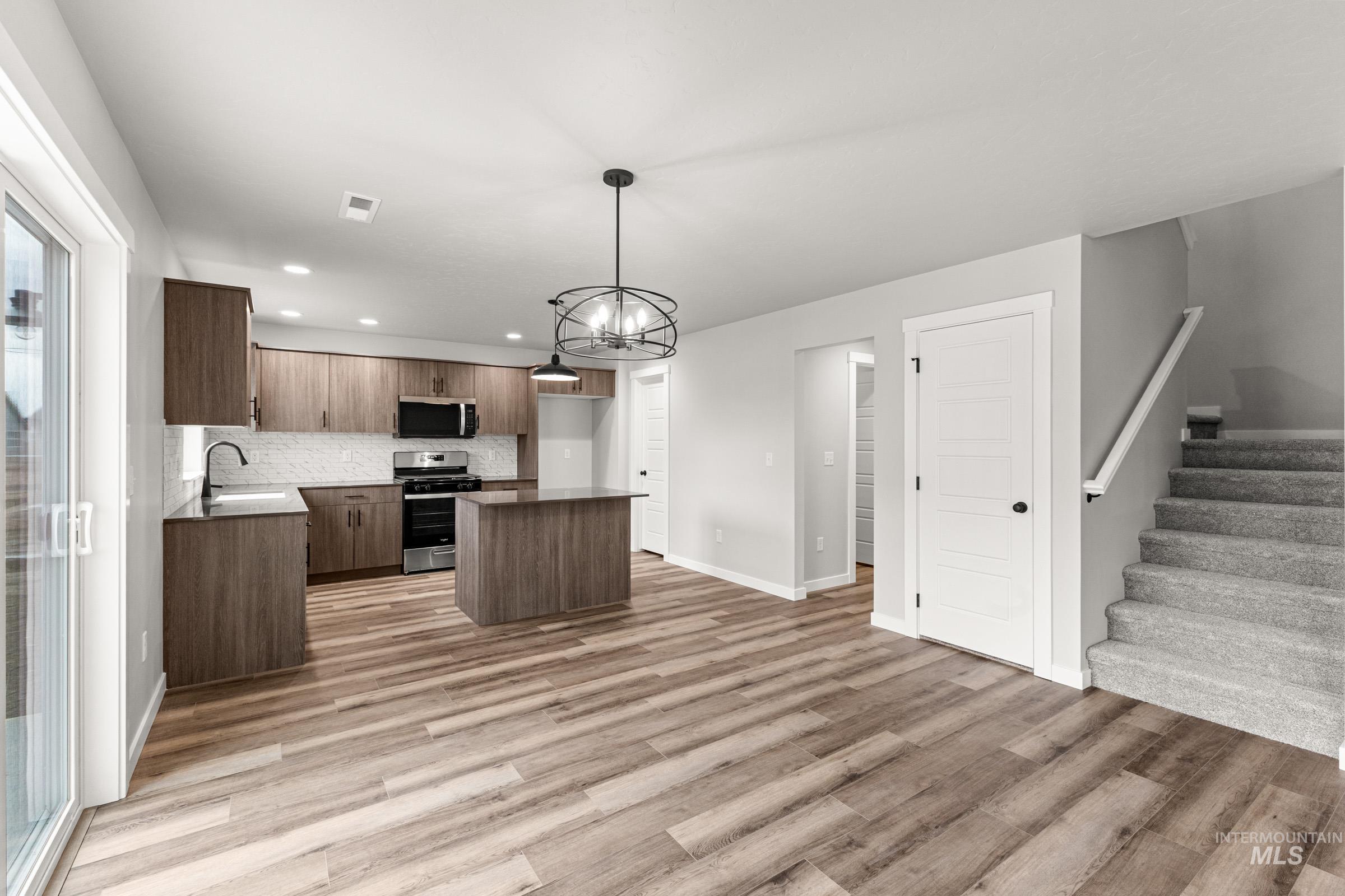 5408 S Desert Cactus Ave, Meridian, Idaho 83642, 4 Bedrooms, 2.5 Bathrooms, Residential For Sale, Price $479,990, 98974825