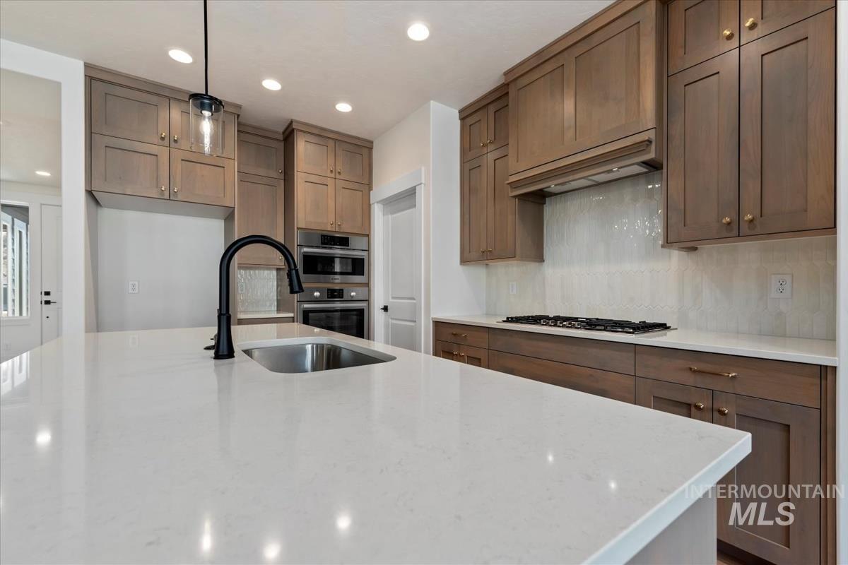 6532 E Lucy Drive, Eagle, Idaho 83629, 3 Bedrooms, 2 Bathrooms, Residential For Sale, Price $549,880, 98974827