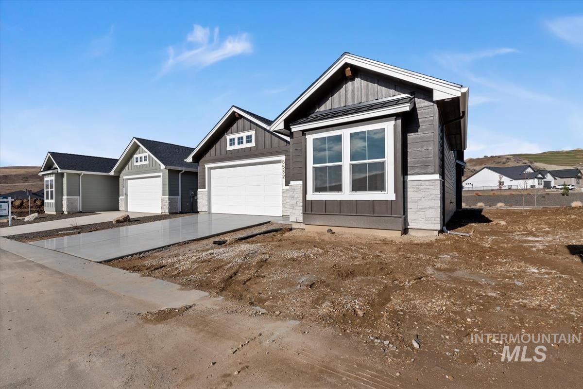 6532 E Lucy Drive, Eagle, Idaho 83629, 3 Bedrooms, 2 Bathrooms, Residential For Sale, Price $549,880, 98974827