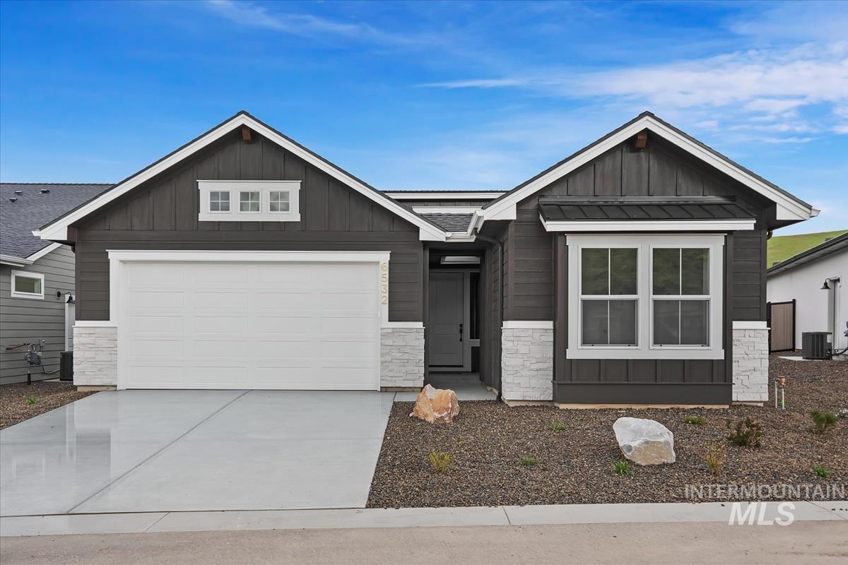 6532 E Lucy Drive, Eagle, Idaho 83629, 3 Bedrooms, 2 Bathrooms, Residential For Sale, Price $549,880, 98974827