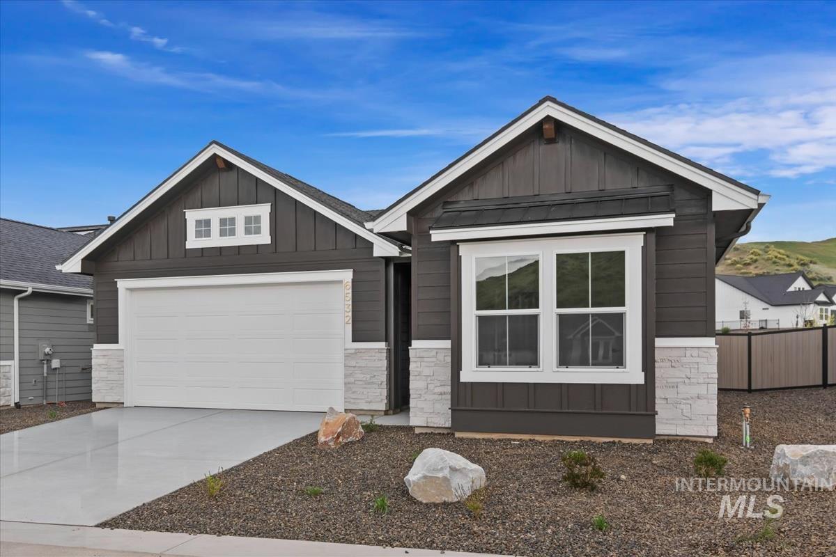 6532 E Lucy Drive, Eagle, Idaho 83629, 3 Bedrooms, 2 Bathrooms, Residential For Sale, Price $549,880, 98974827