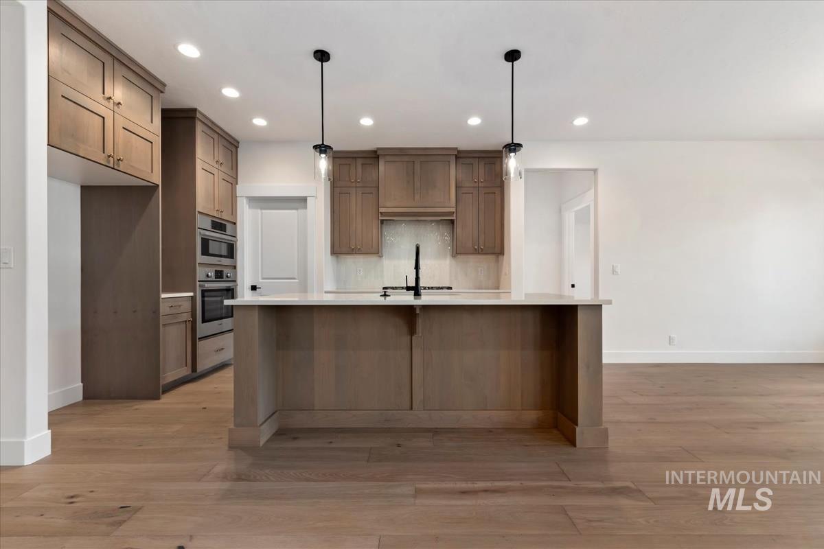 6532 E Lucy Drive, Eagle, Idaho 83629, 3 Bedrooms, 2 Bathrooms, Residential For Sale, Price $549,880, 98974827