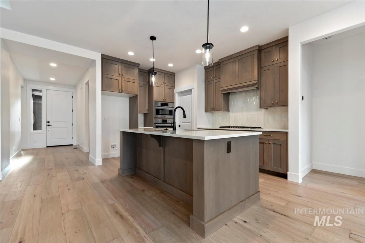 6532 E Lucy Drive, Eagle, Idaho 83629, 3 Bedrooms, 2 Bathrooms, Residential For Sale, Price $549,880, 98974827