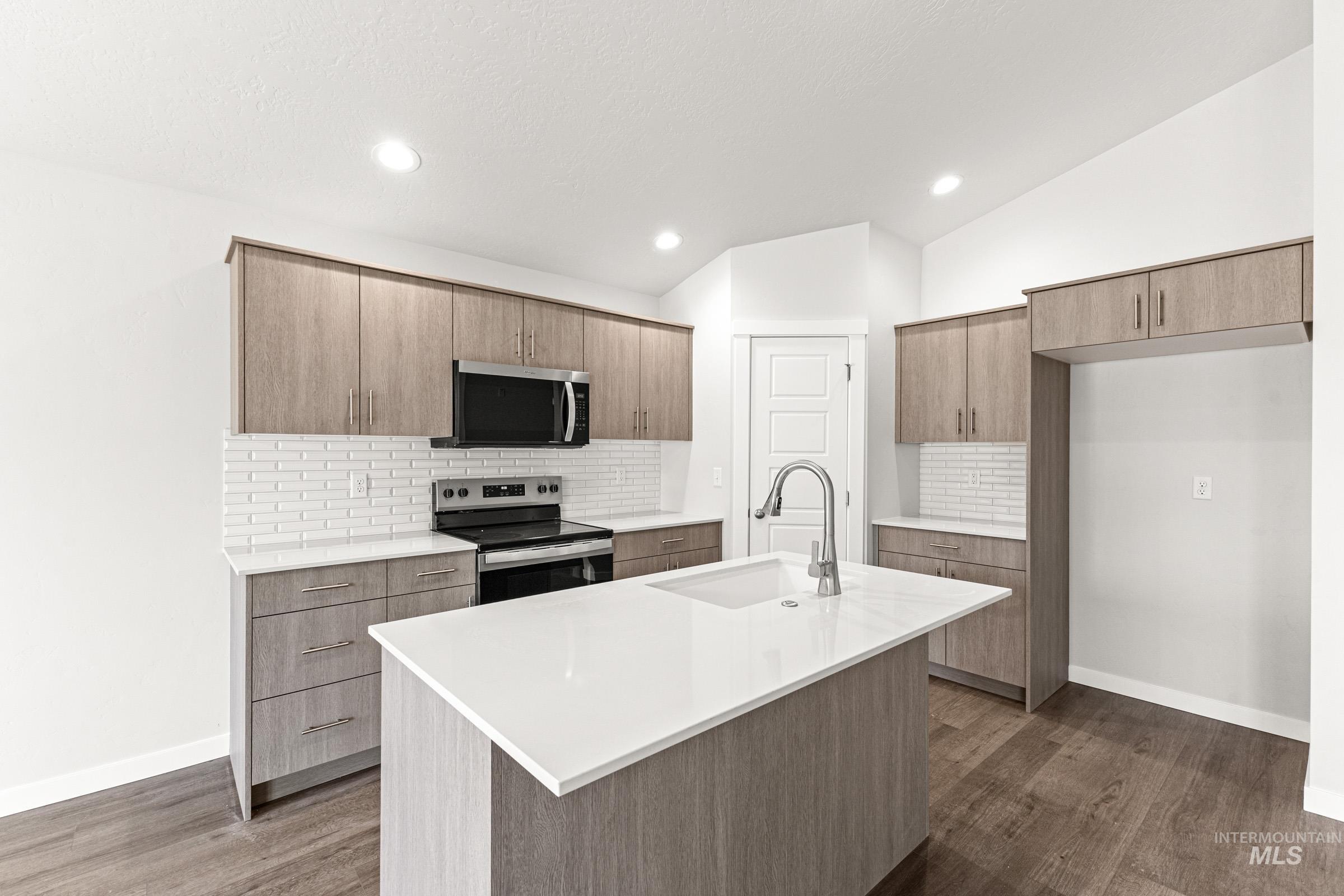 5397 S Bittercreek Ave, Meridian, Idaho 83642, 3 Bedrooms, 2 Bathrooms, Residential For Sale, Price $414,990, 98974828