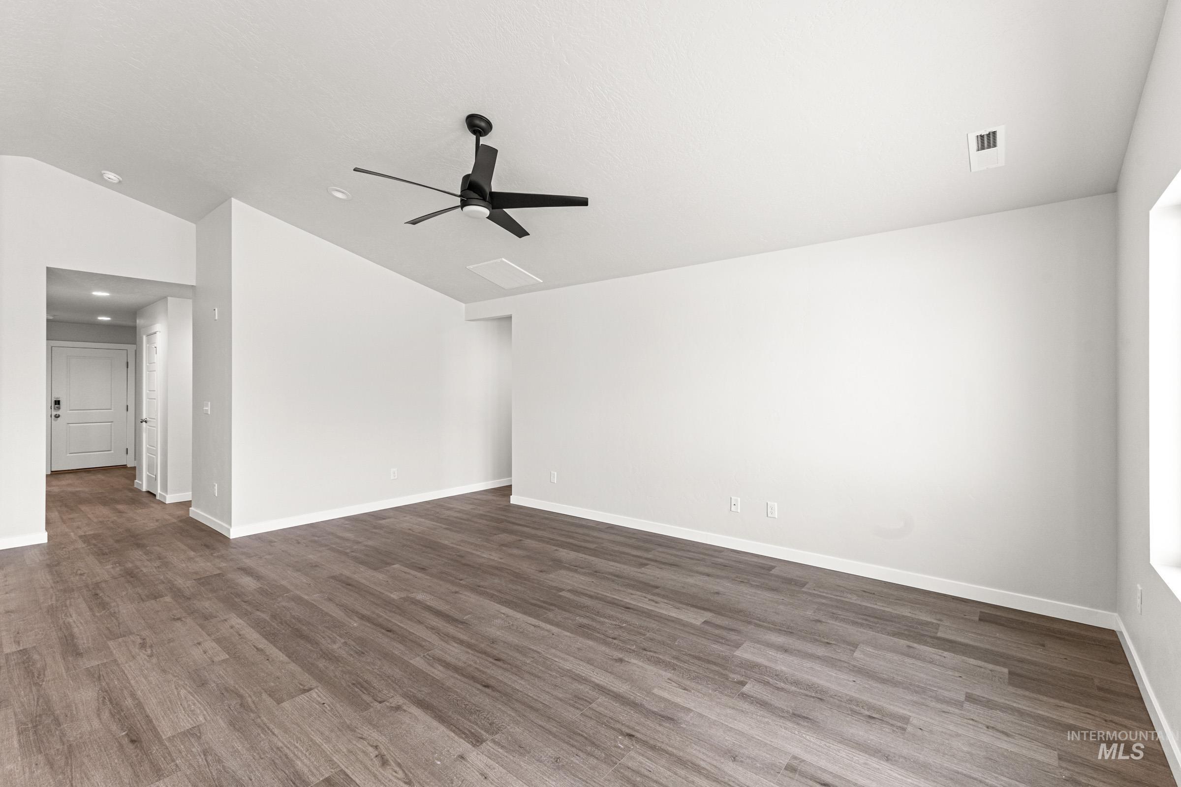 5397 S Bittercreek Ave, Meridian, Idaho 83642, 3 Bedrooms, 2 Bathrooms, Residential For Sale, Price $414,990, 98974828