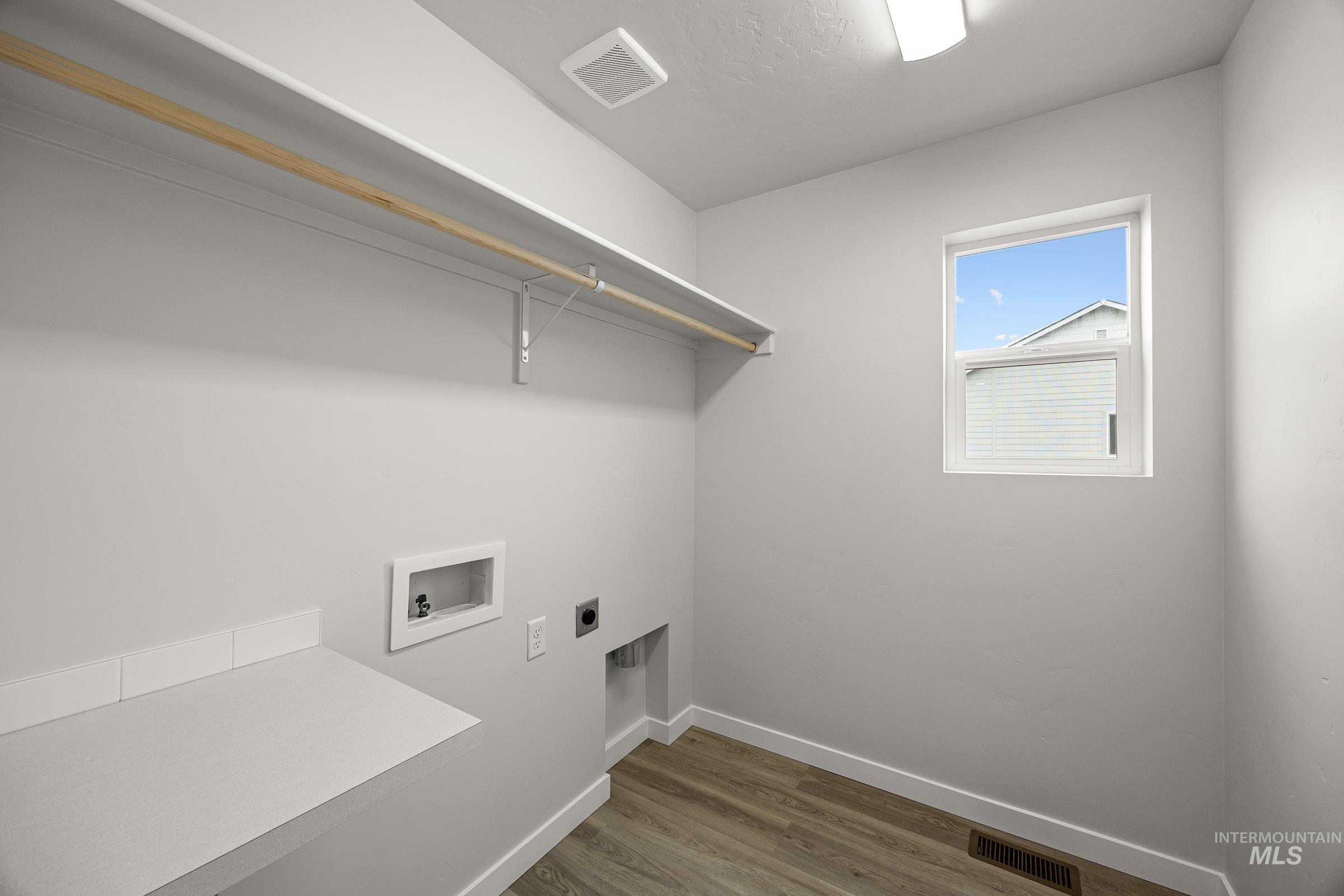 13727 Judson St, Caldwell, Idaho 83607, 5 Bedrooms, 3 Bathrooms, Residential For Sale, Price $464,990, 98974830