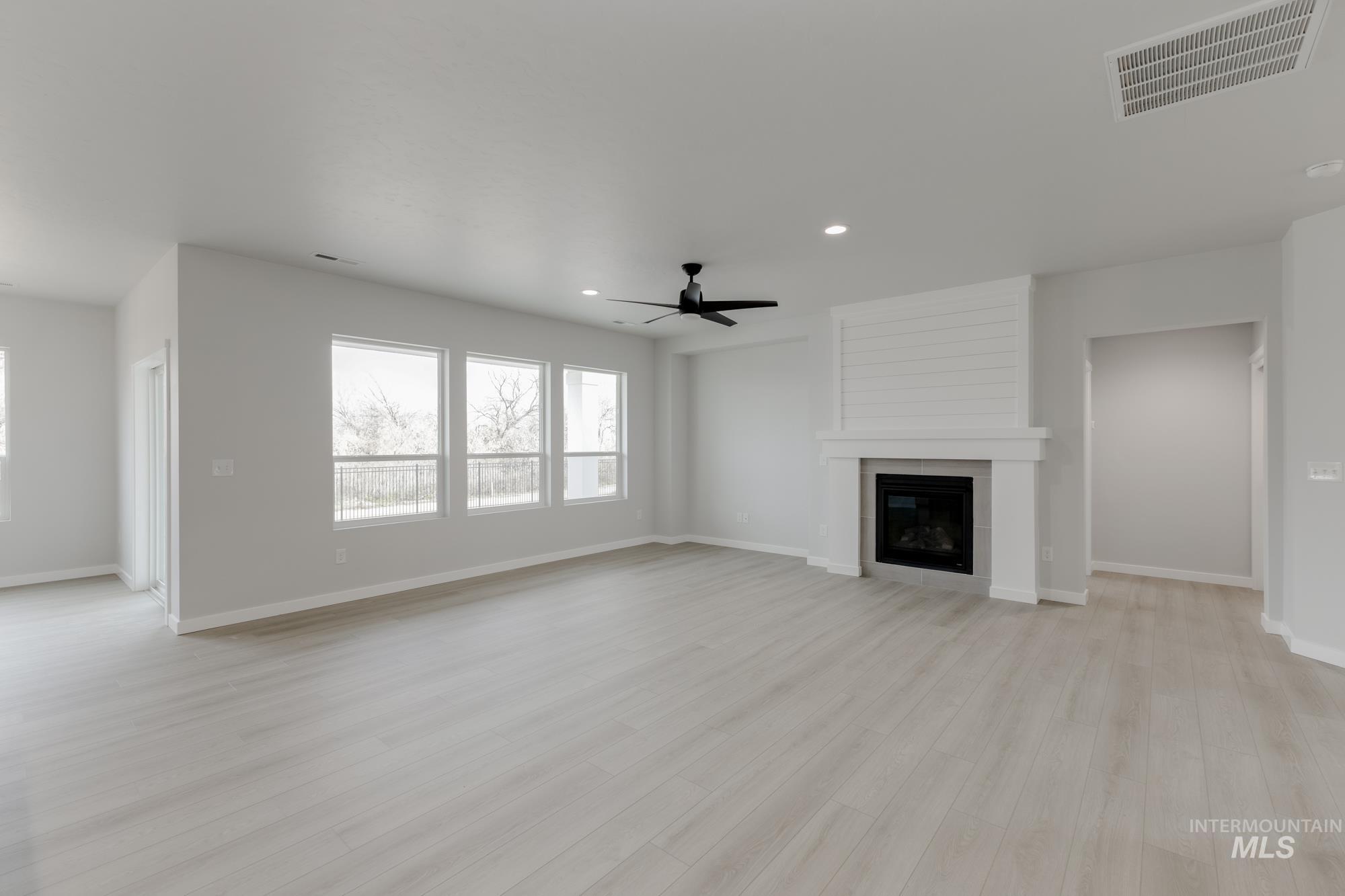 13654 Inman Ct, Caldwell, Idaho 83607, 4 Bedrooms, 2 Bathrooms, Residential For Sale, Price $454,990,MLS 98974831