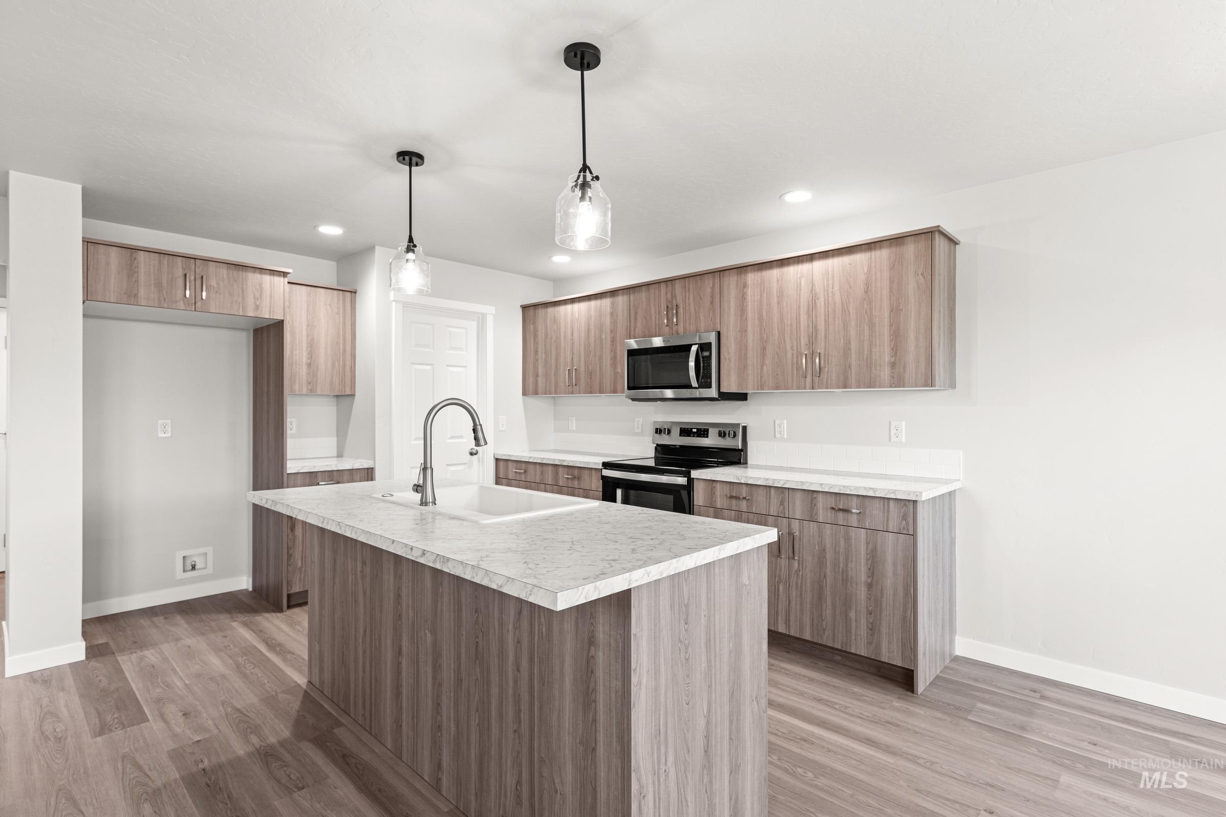 21 S Sweetgrass Pl, Nampa, Idaho 83651, 3 Bedrooms, 2.5 Bathrooms, Residential For Sale, Price $403,990, 98974832