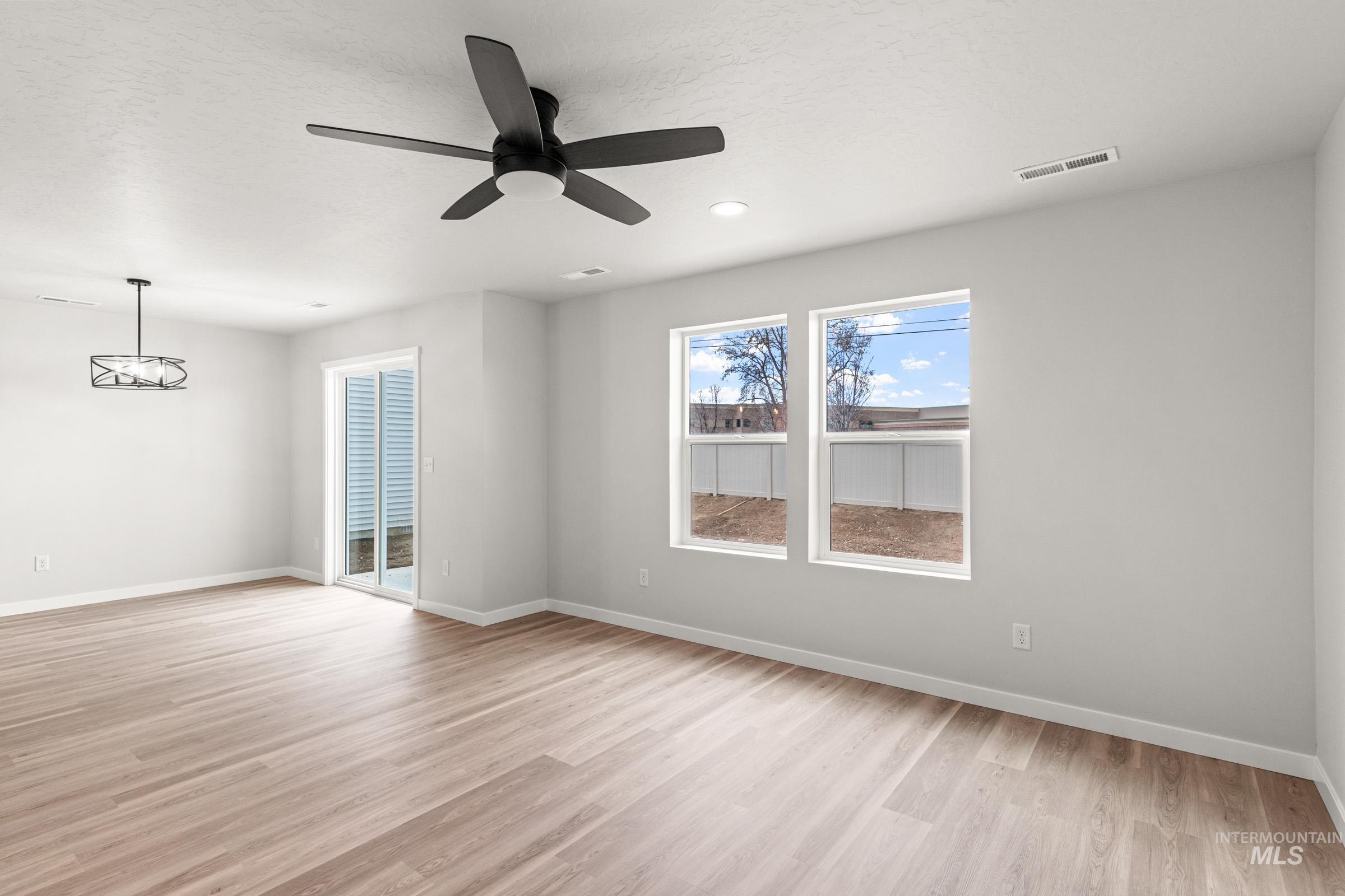 21 S Sweetgrass Pl, Nampa, Idaho 83651, 3 Bedrooms, 2.5 Bathrooms, Residential For Sale, Price $403,990, 98974832