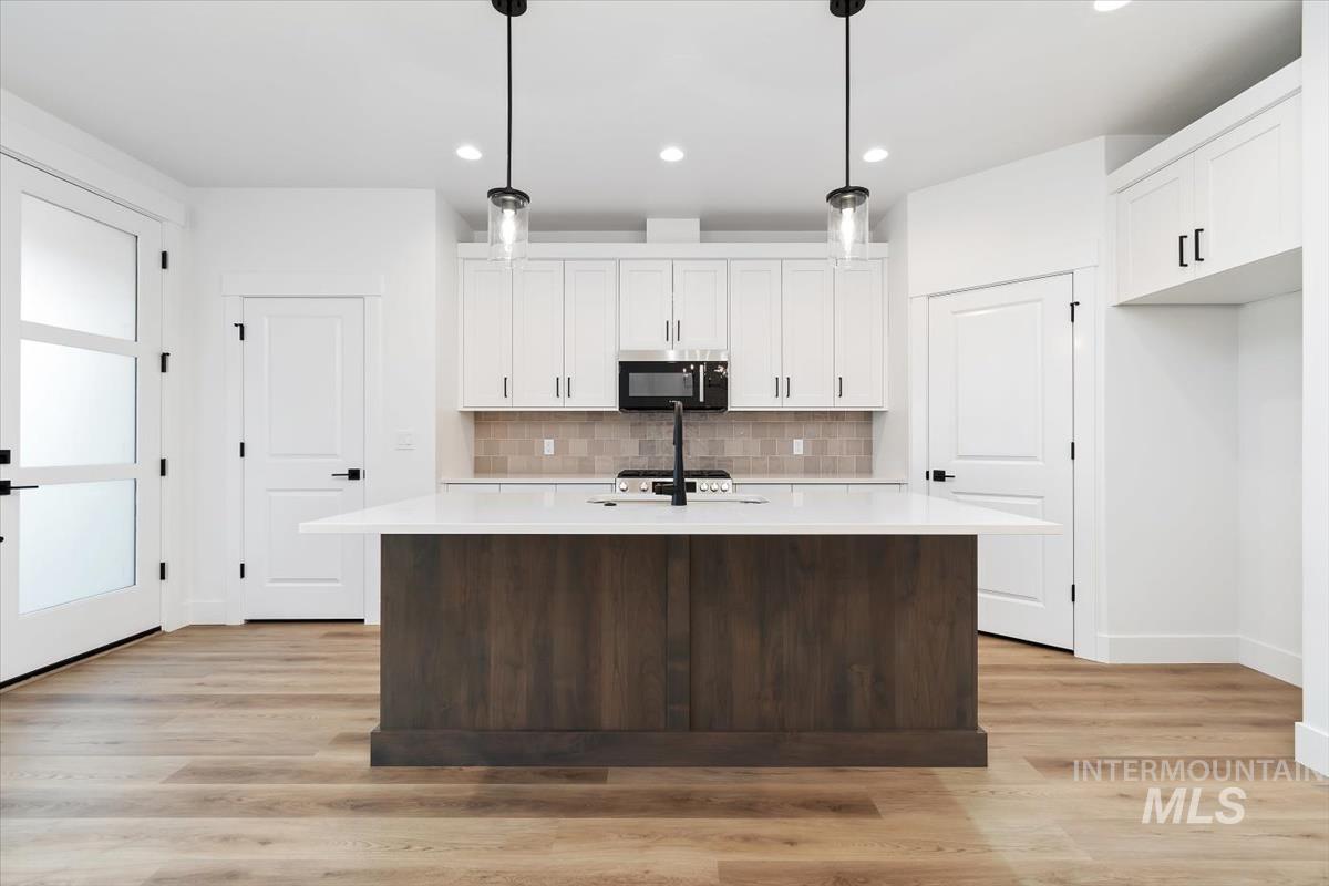 736 S Calhoun Ln, Star, Idaho 83669, 3 Bedrooms, 2.5 Bathrooms, Residential For Sale, Price $399,880,MLS 98974833