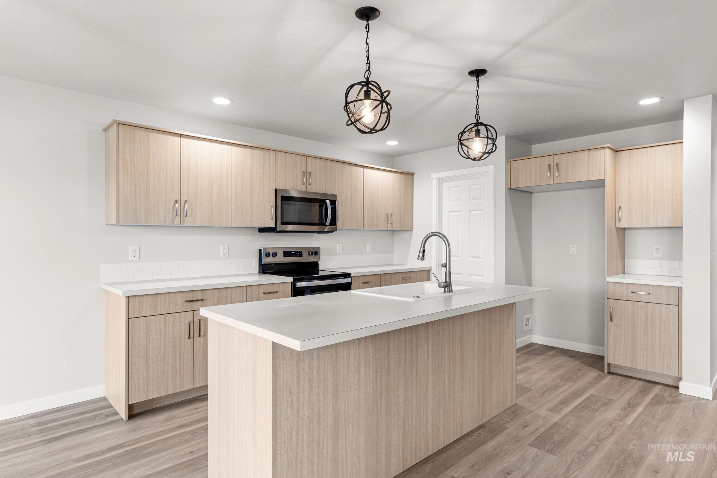 2535 W Fallon Loop, Nampa, Idaho 83651, 4 Bedrooms, 2.5 Bathrooms, Residential For Sale, Price $436,990, 98974834