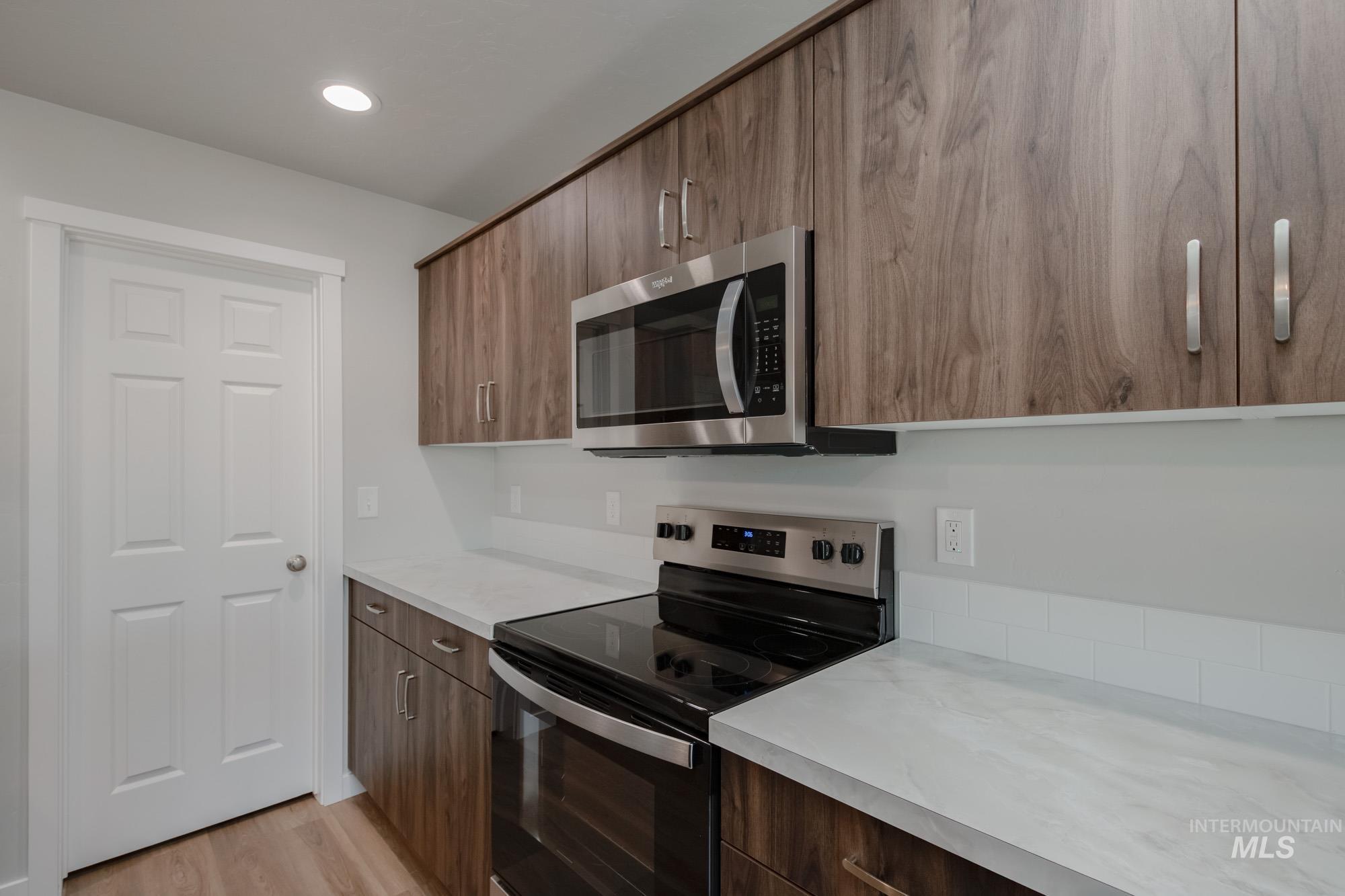 2543 W Fallon Lp, Nampa, Idaho 83651, 3 Bedrooms, 2.5 Bathrooms, Residential For Sale, Price $405,990,MLS 98974835