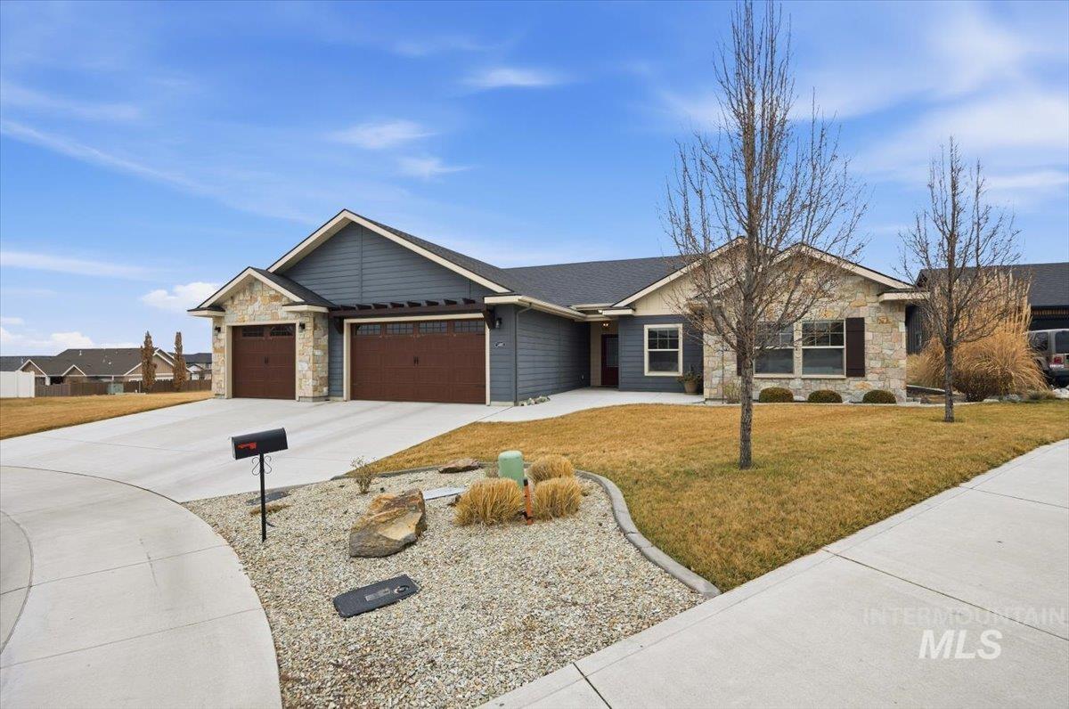 1480 Pillar Circle, Twin Falls, Idaho 83301, 3 Bedrooms, 2 Bathrooms, Residential For Sale, Price $520,000,MLS 98974836