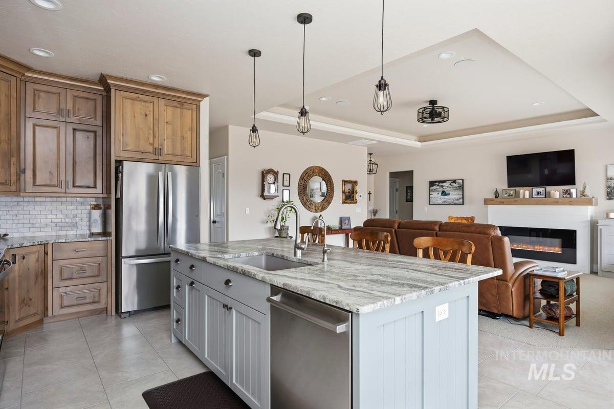 1480 Pillar Circle, Twin Falls, Idaho 83301, 3 Bedrooms, 2 Bathrooms, Residential For Sale, Price $520,000,MLS 98974836