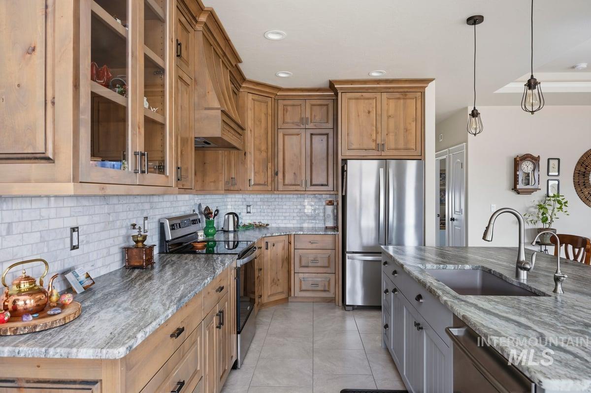 1480 Pillar Circle, Twin Falls, Idaho 83301, 3 Bedrooms, 2 Bathrooms, Residential For Sale, Price $520,000,MLS 98974836