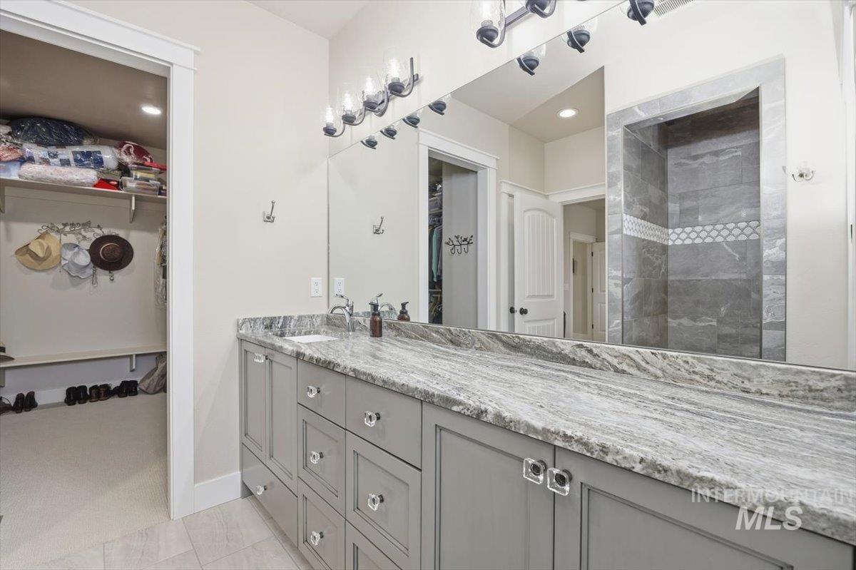 1480 Pillar Circle, Twin Falls, Idaho 83301, 3 Bedrooms, 2 Bathrooms, Residential For Sale, Price $520,000,MLS 98974836