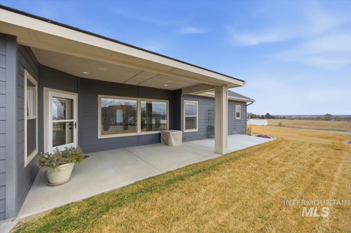 1480 Pillar Circle, Twin Falls, Idaho 83301, 3 Bedrooms, 2 Bathrooms, Residential For Sale, Price $520,000,MLS 98974836