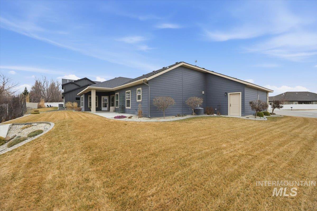 1480 Pillar Circle, Twin Falls, Idaho 83301, 3 Bedrooms, 2 Bathrooms, Residential For Sale, Price $520,000,MLS 98974836