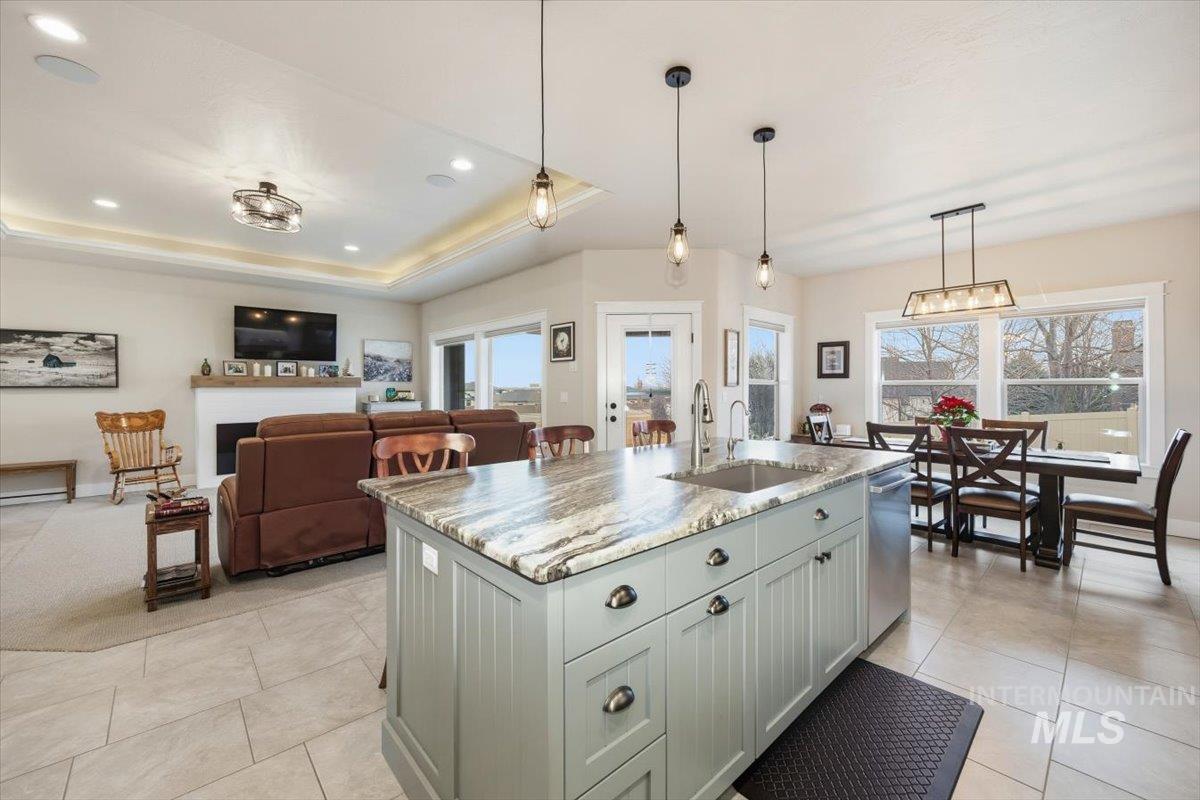 1480 Pillar Circle, Twin Falls, Idaho 83301, 3 Bedrooms, 2 Bathrooms, Residential For Sale, Price $520,000,MLS 98974836