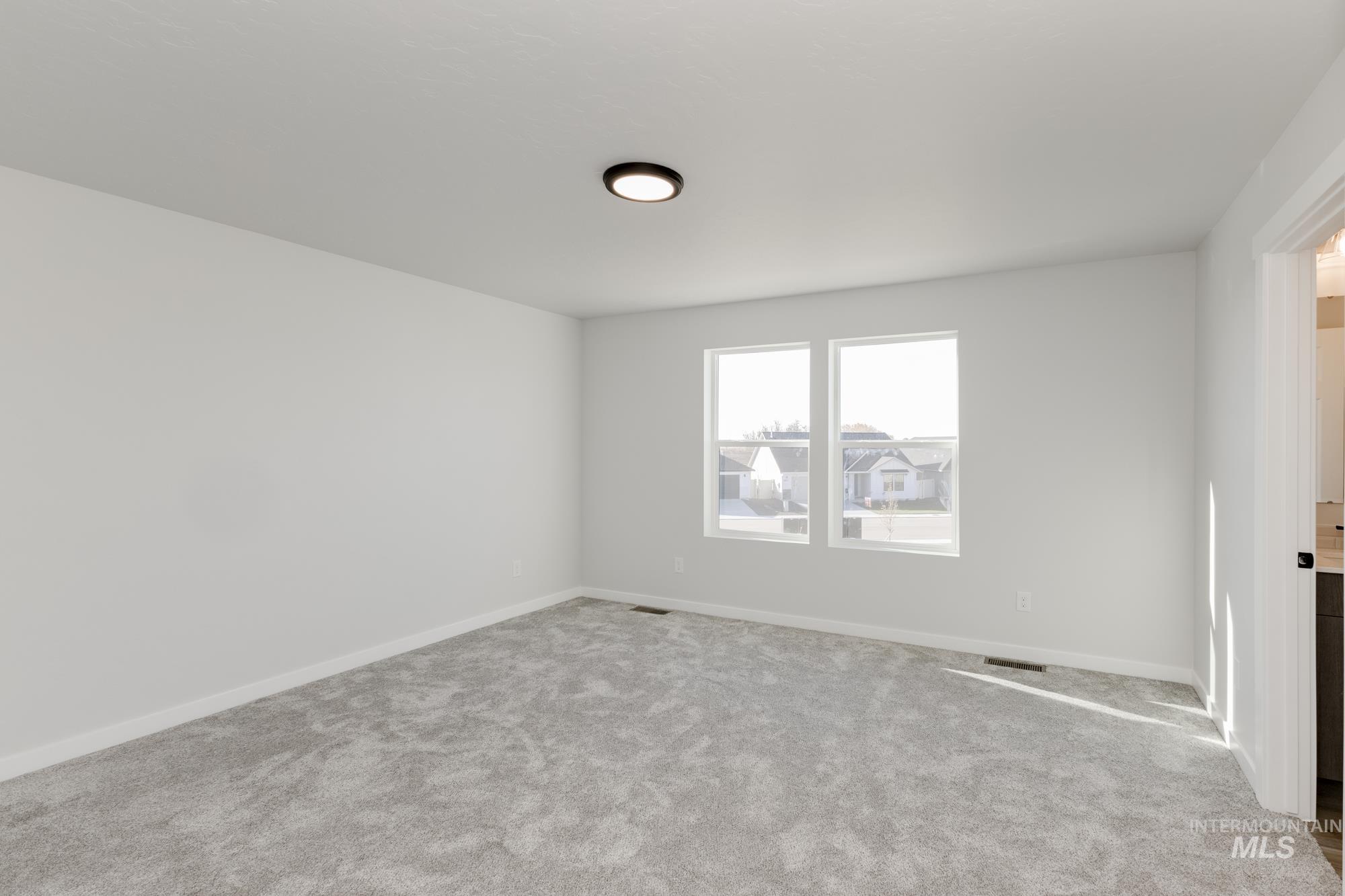 19598 Snowyside Way, Caldwell, Idaho 83605, 3 Bedrooms, 2.5 Bathrooms, Residential For Sale, Price $409,990,MLS 98974837