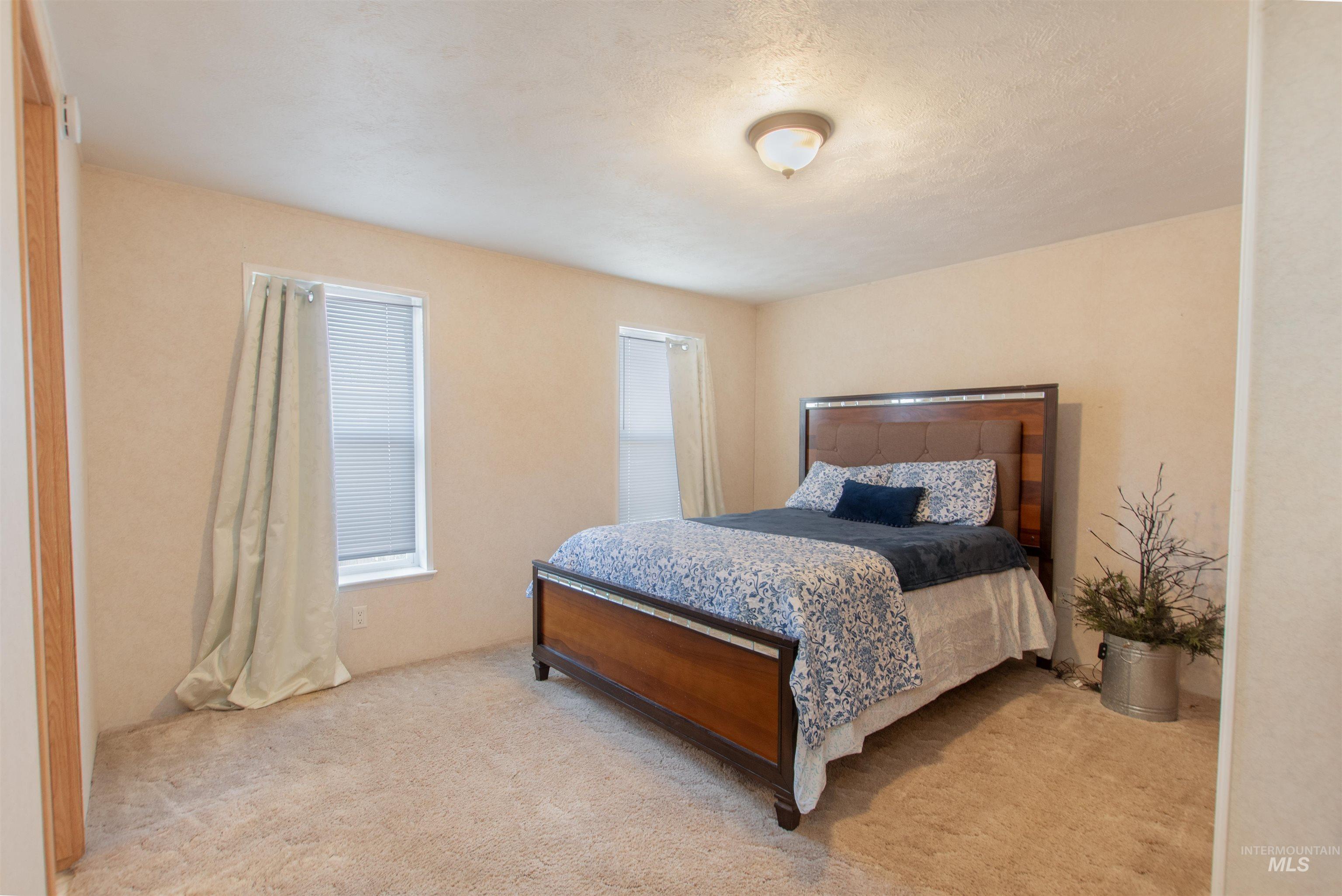 815 S Curtis Rd, Boise, Idaho 83705, 2 Bedrooms, 1 Bathroom, Residential For Sale, Price $74,900,MLS 98974838