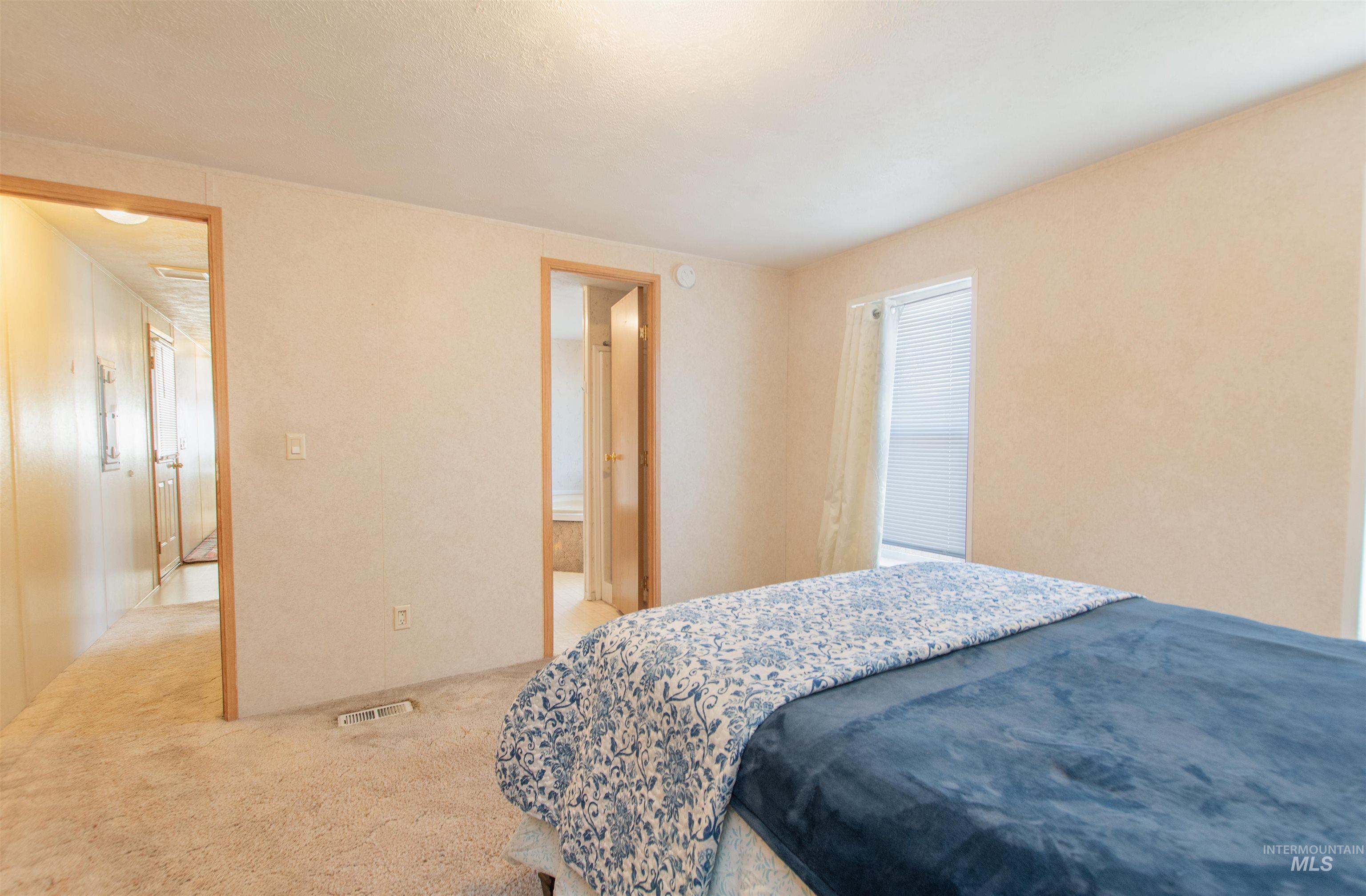 815 S Curtis Rd, Boise, Idaho 83705, 2 Bedrooms, 1 Bathroom, Residential For Sale, Price $74,900,MLS 98974838