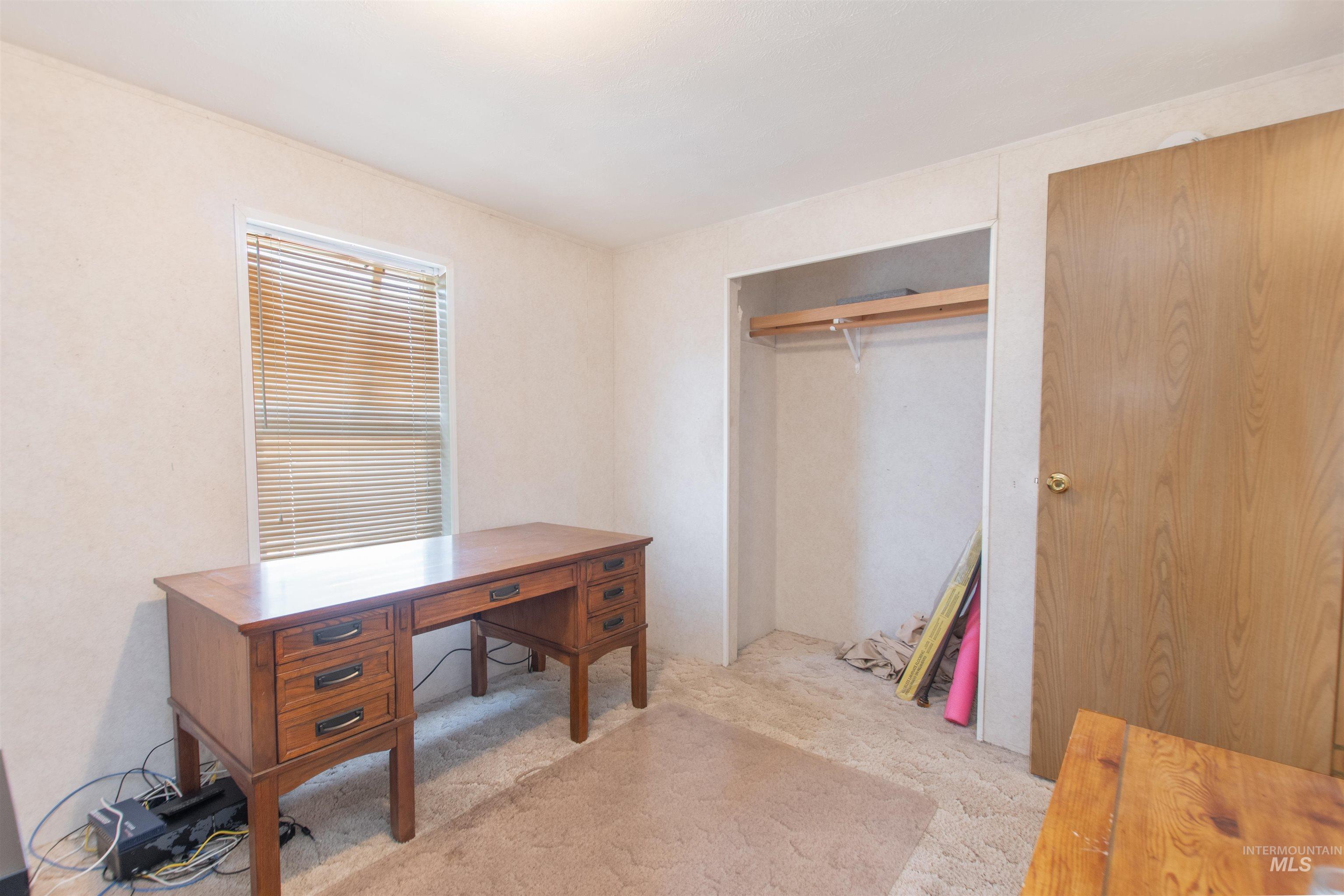 815 S Curtis Rd, Boise, Idaho 83705, 2 Bedrooms, 1 Bathroom, Residential For Sale, Price $74,900,MLS 98974838