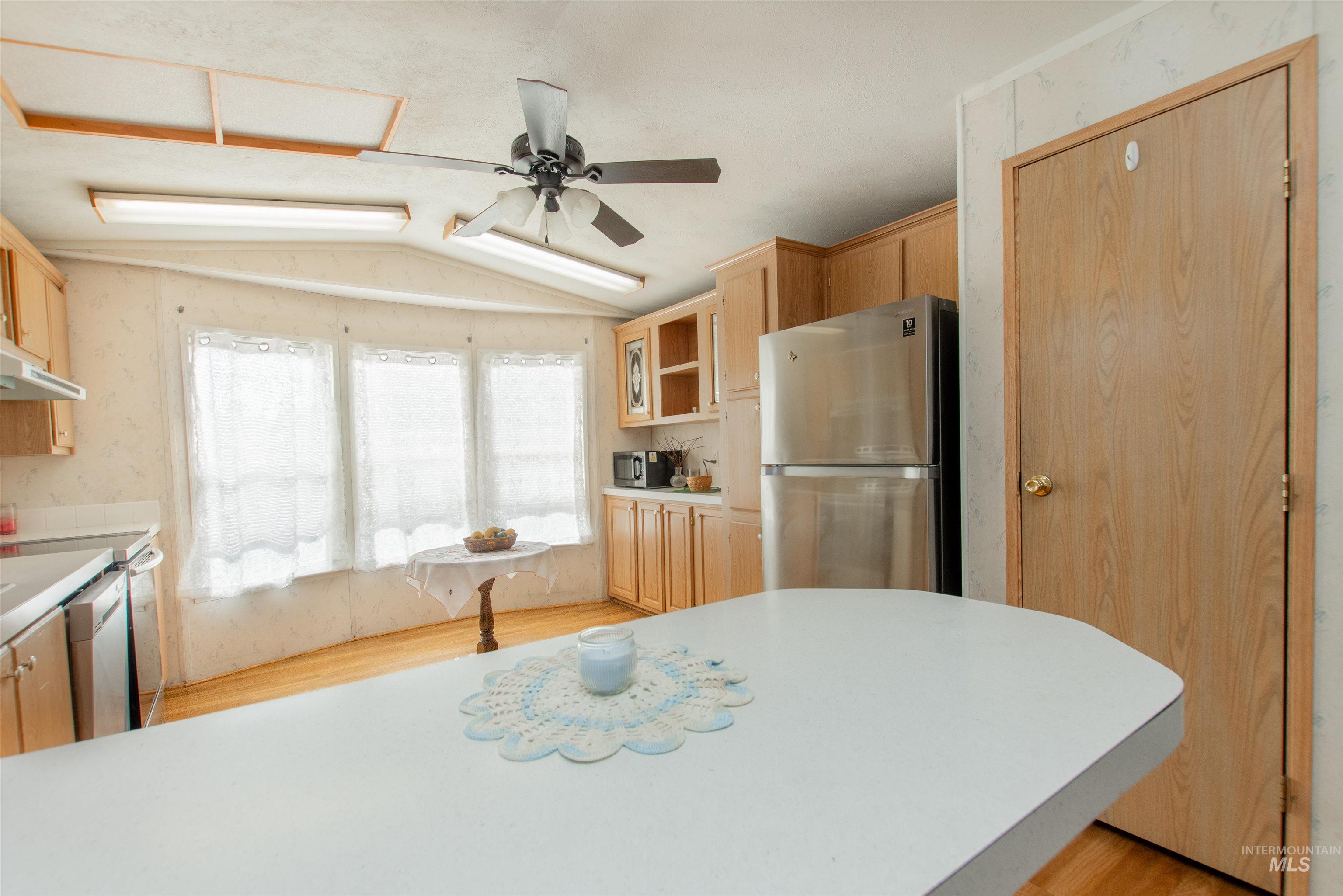 815 S Curtis Rd, Boise, Idaho 83705, 2 Bedrooms, 1 Bathroom, Residential For Sale, Price $74,900,MLS 98974838