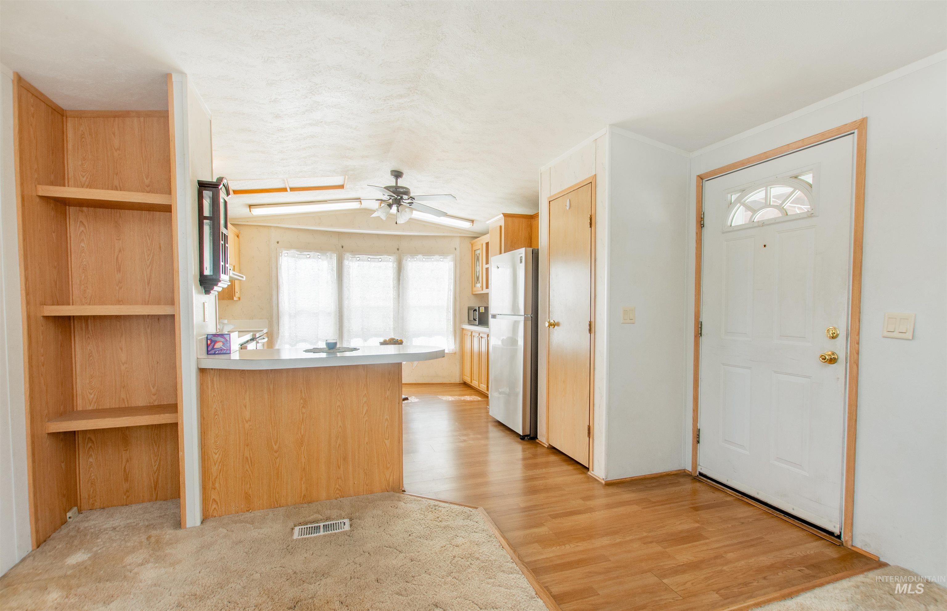 815 S Curtis Rd, Boise, Idaho 83705, 2 Bedrooms, 1 Bathroom, Residential For Sale, Price $74,900,MLS 98974838