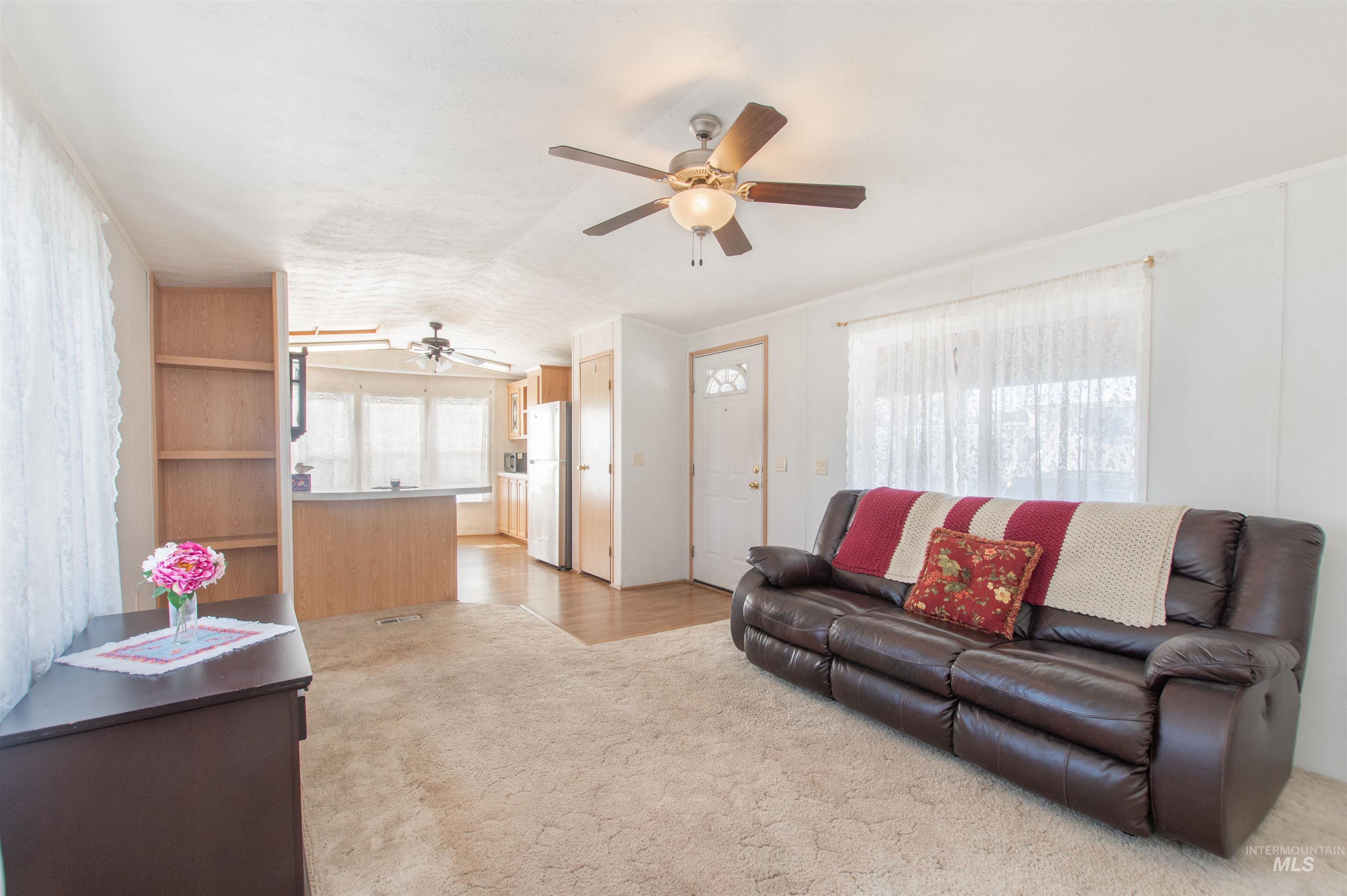 815 S Curtis Rd, Boise, Idaho 83705, 2 Bedrooms, 1 Bathroom, Residential For Sale, Price $74,900,MLS 98974838