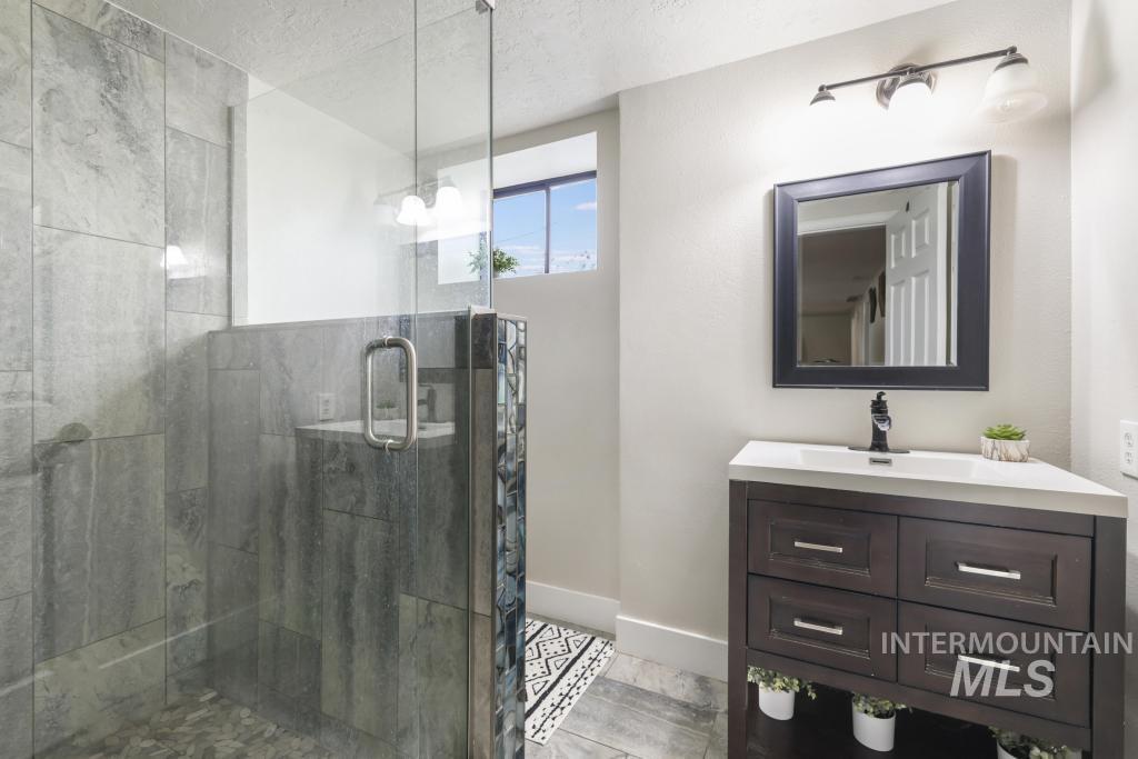 2243 E 4000 N, Filer, Idaho 83328, 3 Bedrooms, 2 Bathrooms, Residential For Sale, Price $495,000,MLS 98974840