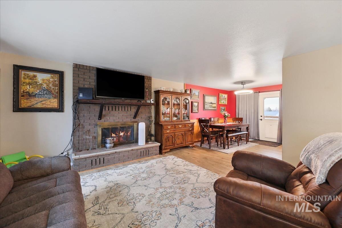 195 NW Carrie Circle, Mountain Home, Idaho 83647, 4 Bedrooms, 3 Bathrooms, Residential For Sale, Price $400,000, 98974841