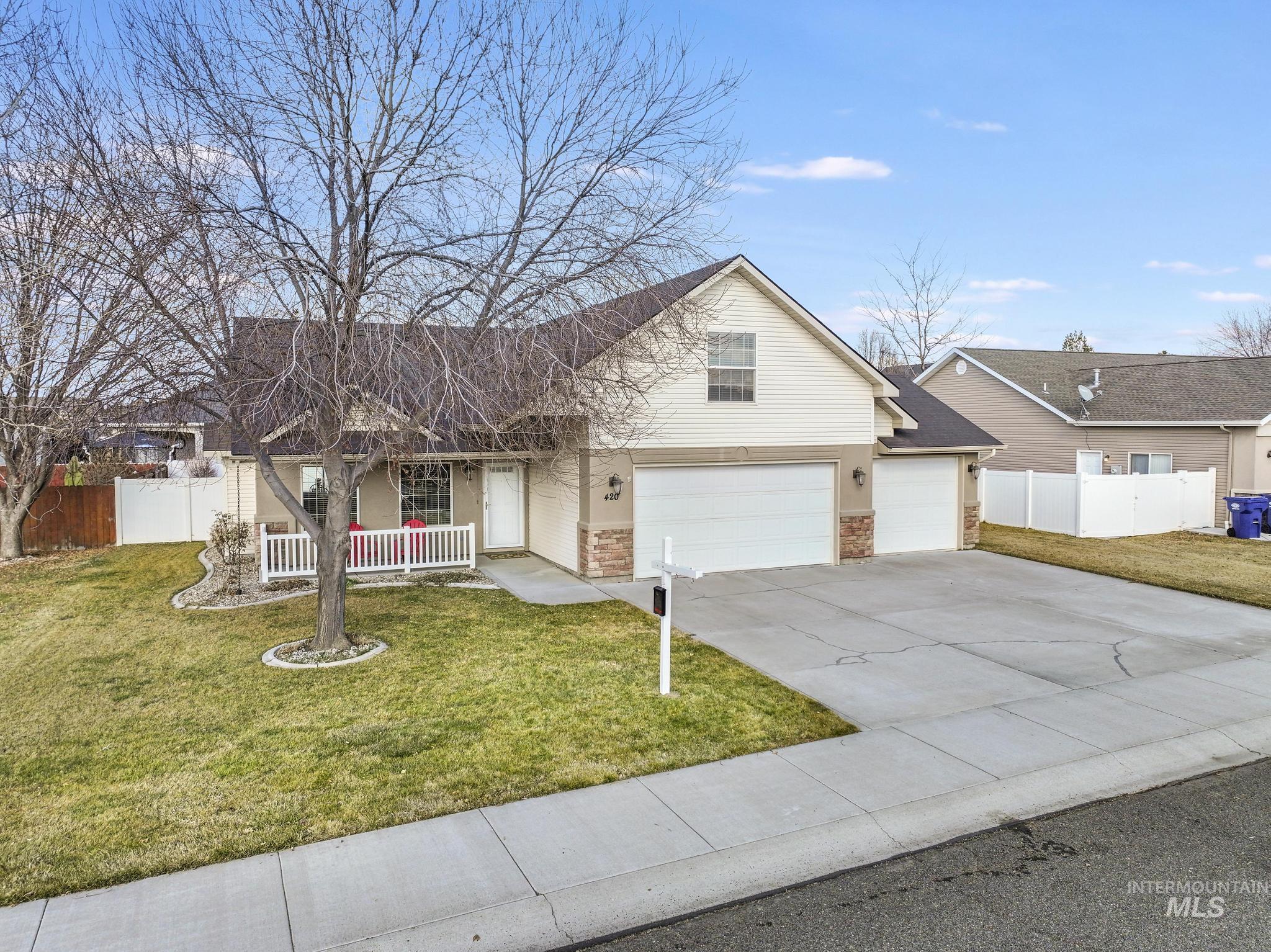 420 Shadetree Trail, Twin Falls, Idaho 83301, 3 Bedrooms, 2.5 Bathrooms, Residential For Sale, Price $459,900, 98974843