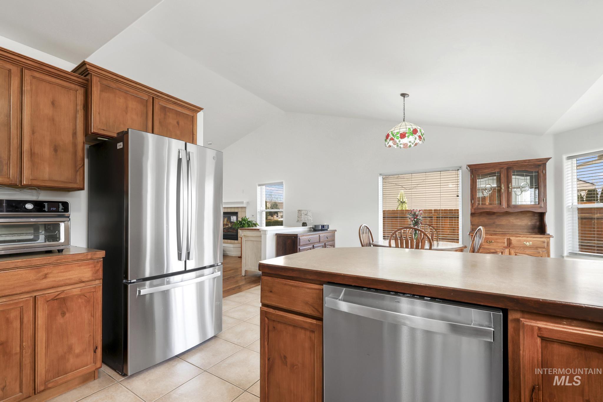 420 Shadetree Trail, Twin Falls, Idaho 83301, 3 Bedrooms, 2.5 Bathrooms, Residential For Sale, Price $459,900, 98974843