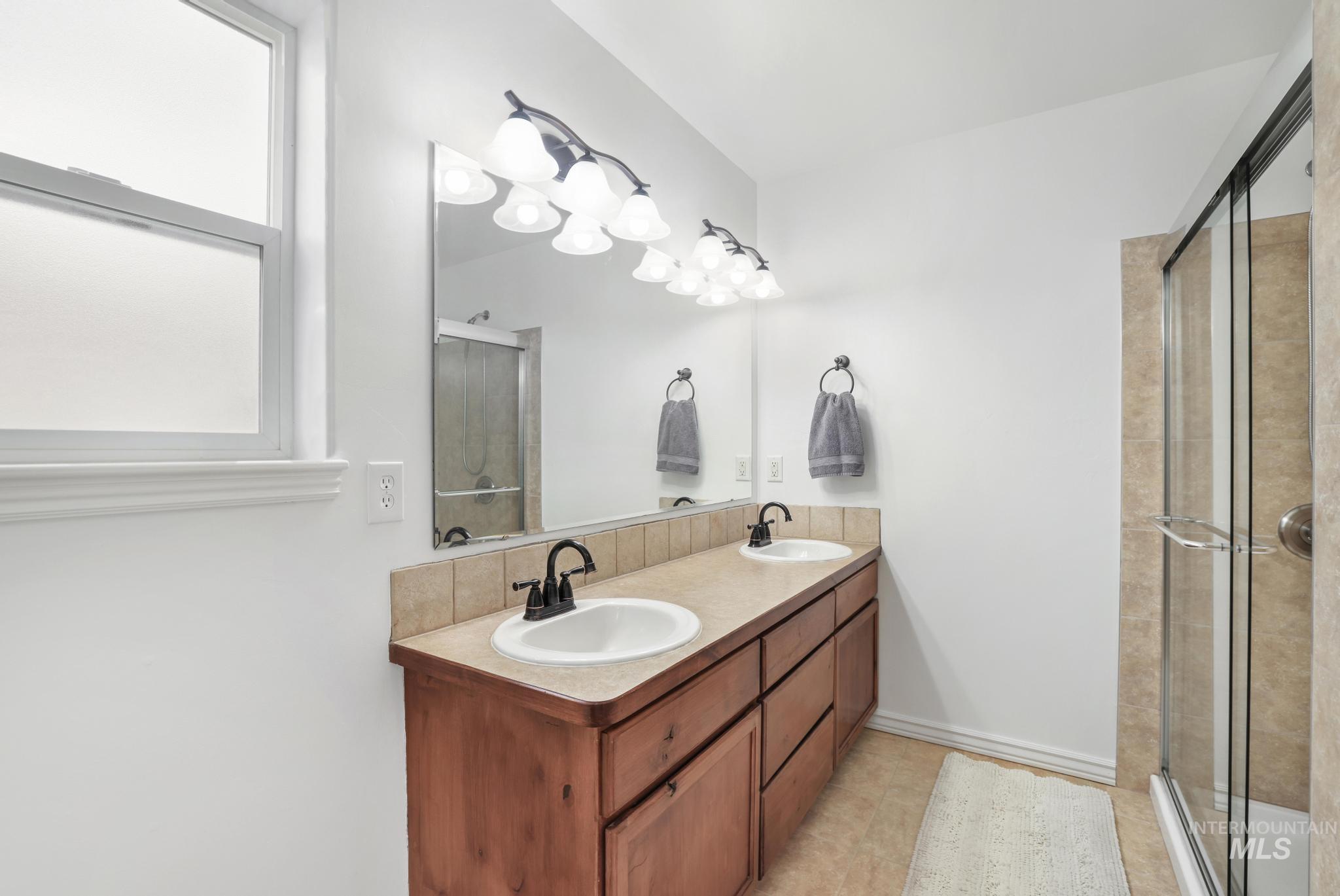 420 Shadetree Trail, Twin Falls, Idaho 83301, 3 Bedrooms, 2.5 Bathrooms, Residential For Sale, Price $459,900, 98974843