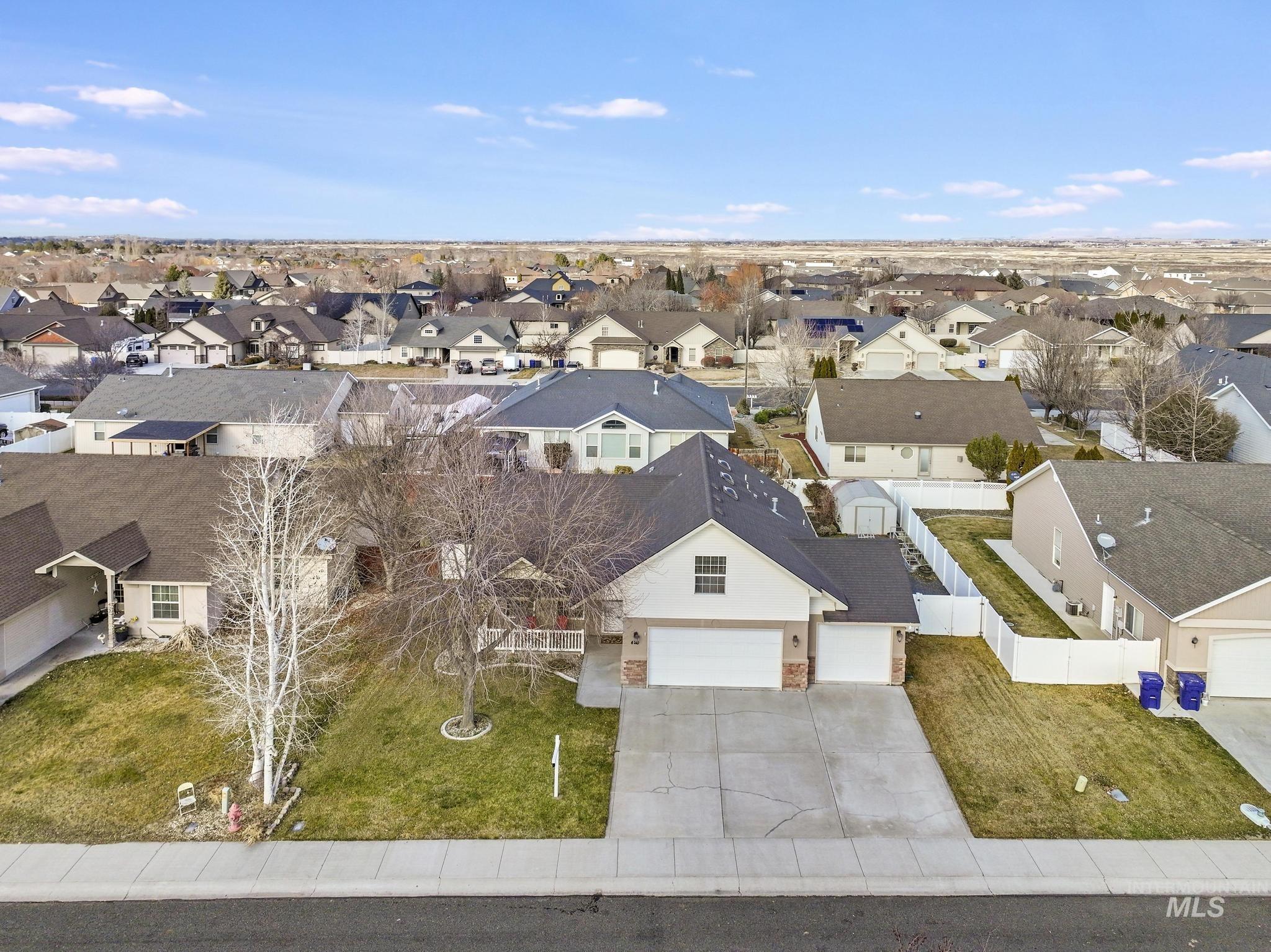 420 Shadetree Trail, Twin Falls, Idaho 83301, 3 Bedrooms, 2.5 Bathrooms, Residential For Sale, Price $459,900, 98974843